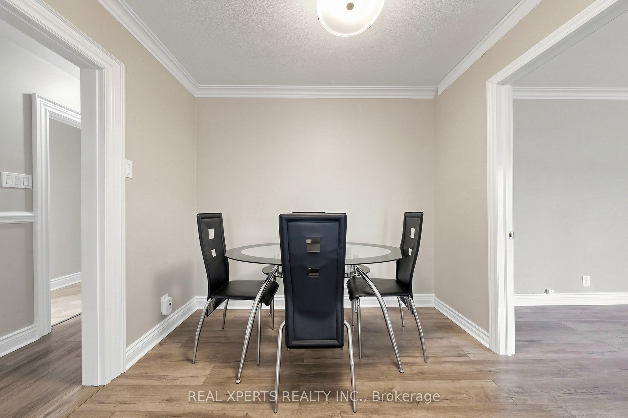 103 AURA LEA Boulevard, Toronto, ON M9M 1K4 photo 5