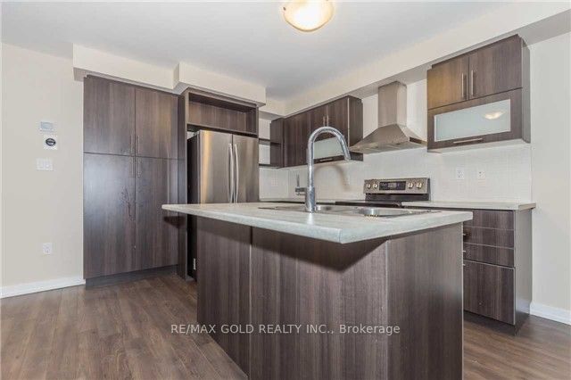 22 clinton Street, Brampton, ON L7A 4K8 photo 5