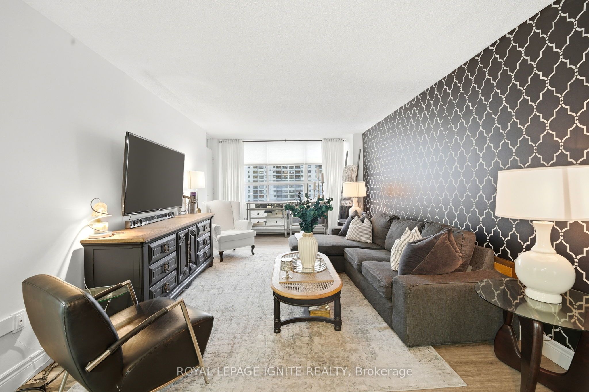 370 Dixon Road 714, Toronto, ON M9R 1T2 photo 5