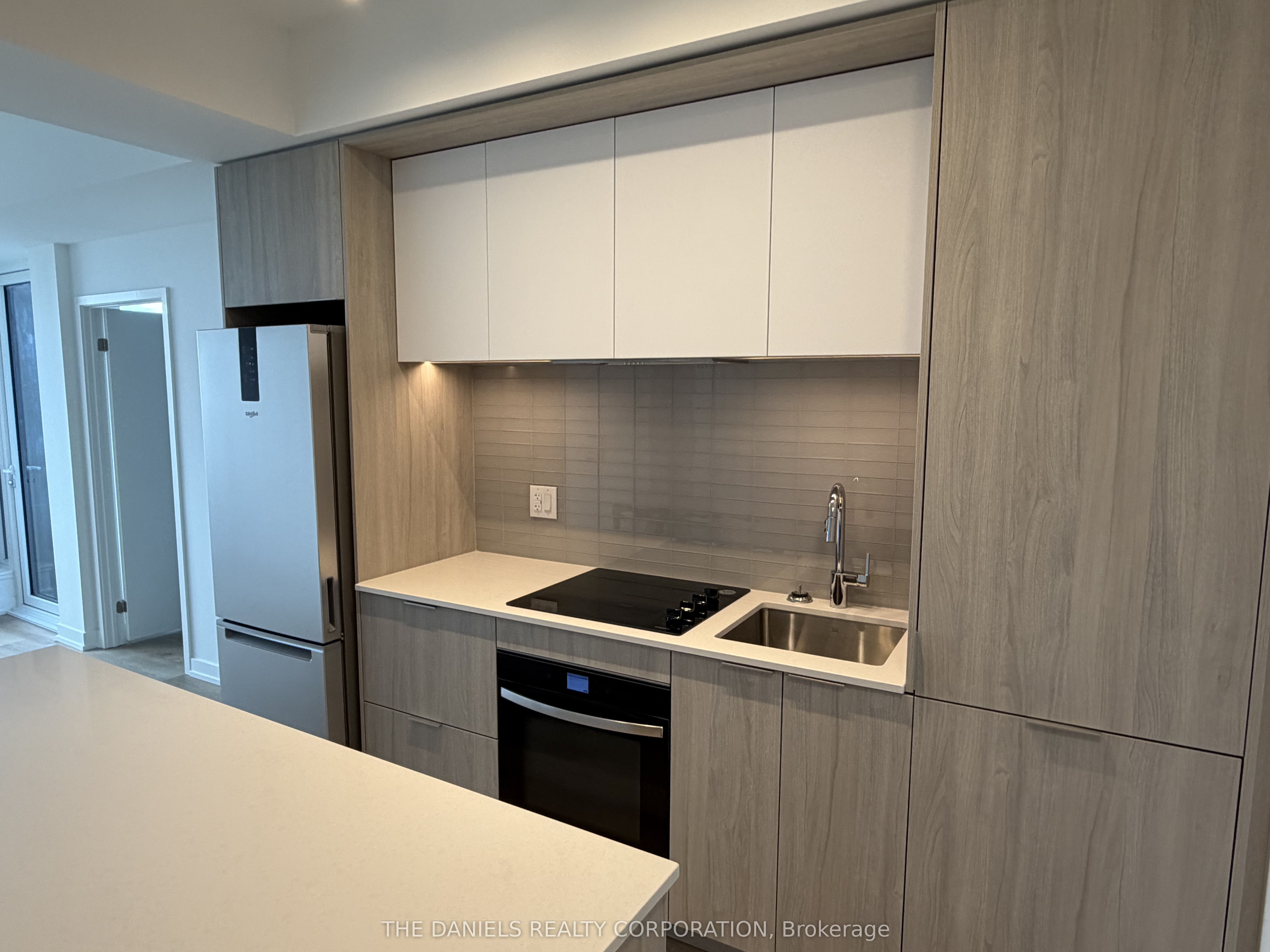395 Square One Drive 4705, Mississauga, ON L5B 0P6