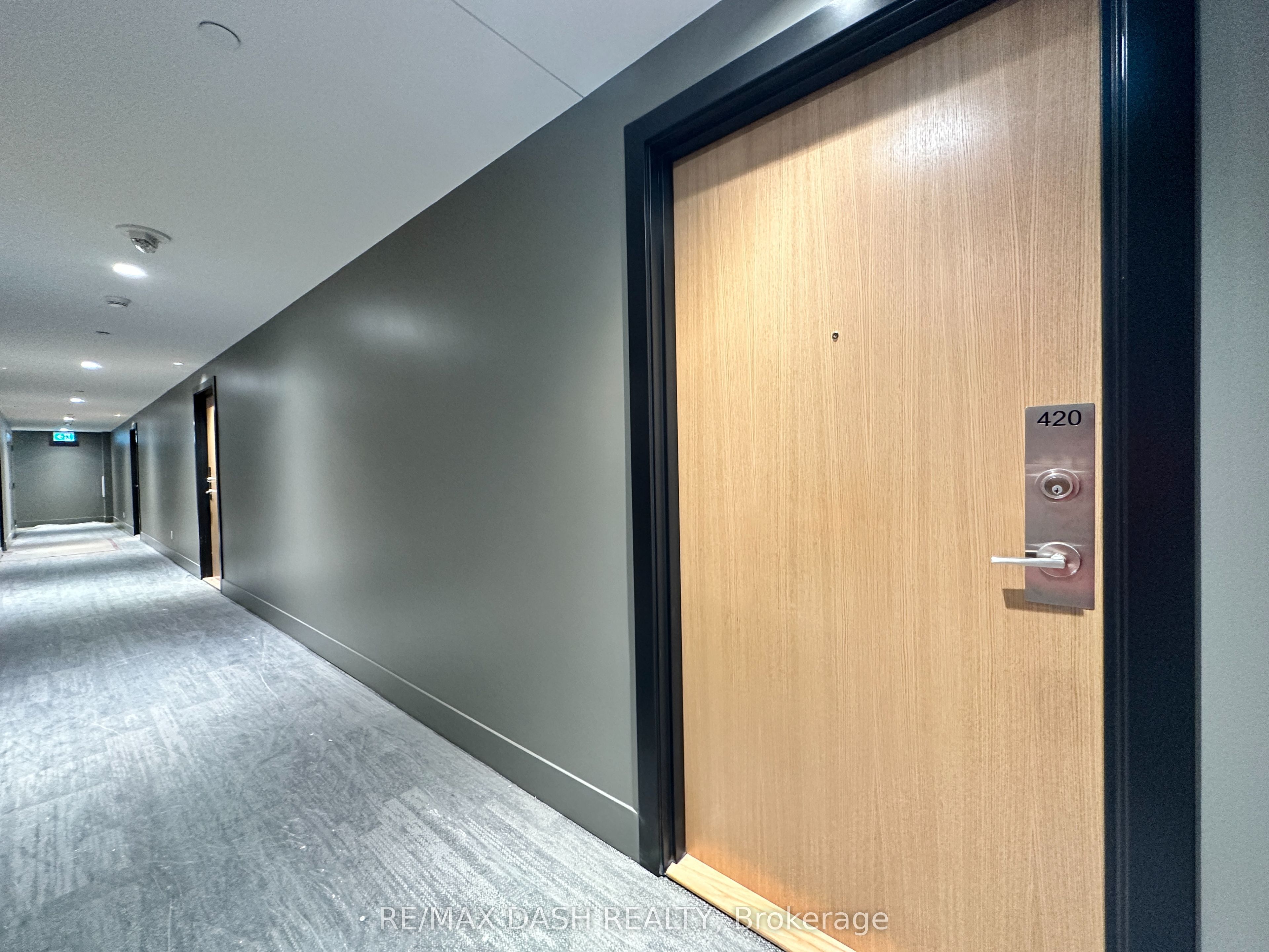 1787 St. Clair Avenue W 420, Toronto, ON M6N 1J6 photo 3