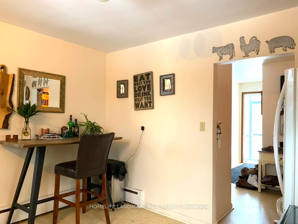 860 Francis Road, Burlington, ON L7T 3Y2 photo 4