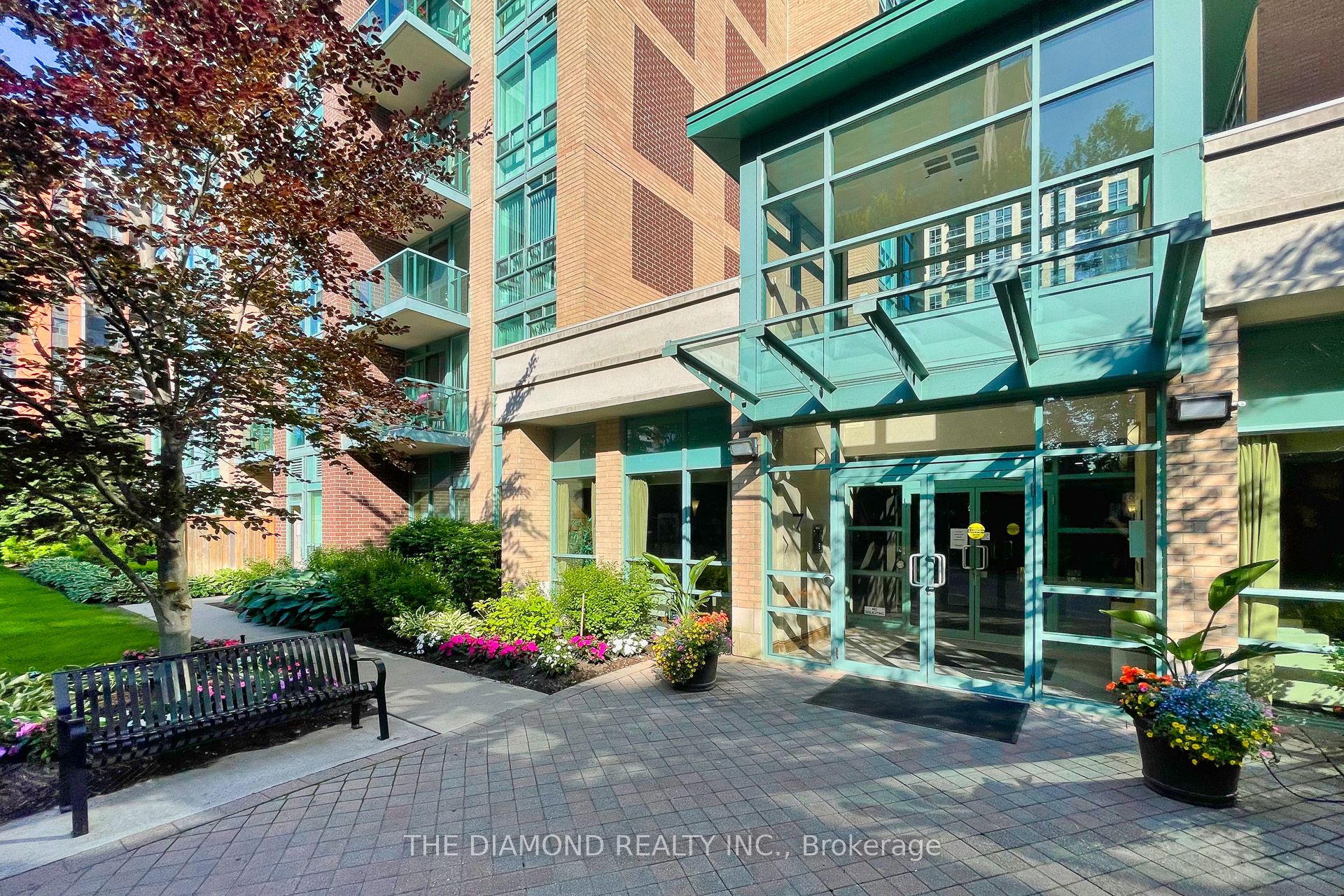 7 Michael Power Place 1508, Toronto, ON M9A 0A4 photo 2