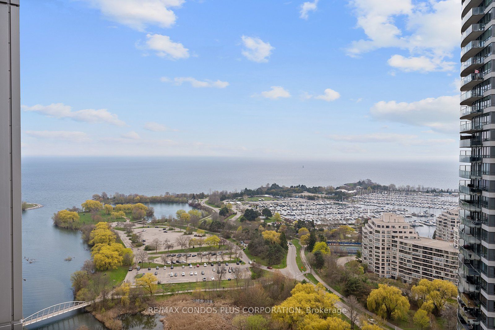 2212 Lakeshore Boulevard W 3206, Toronto, ON M8V 0C2