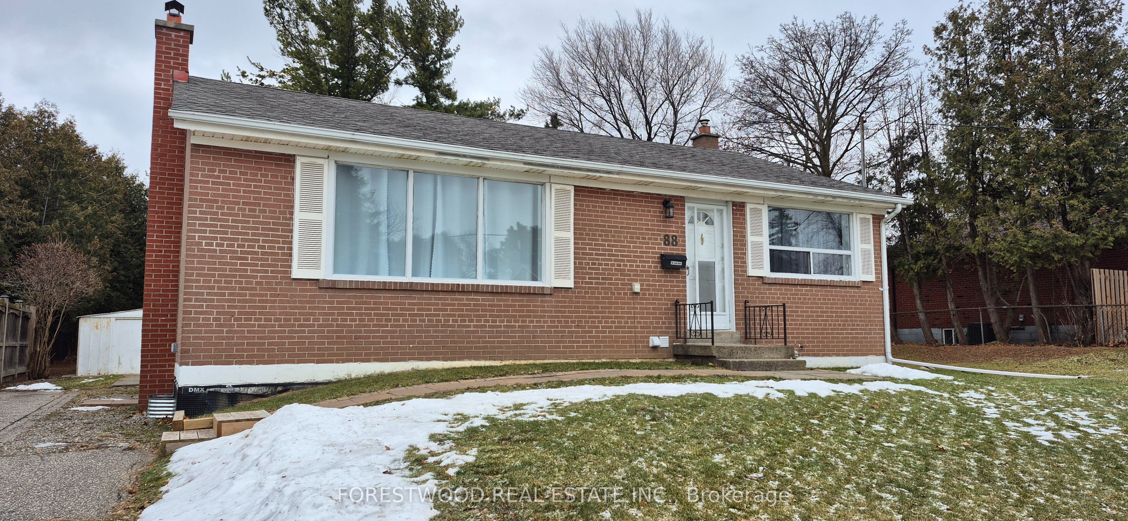 88 Vista Boulevard, Mississauga, ON L5M 1V7 photo 2