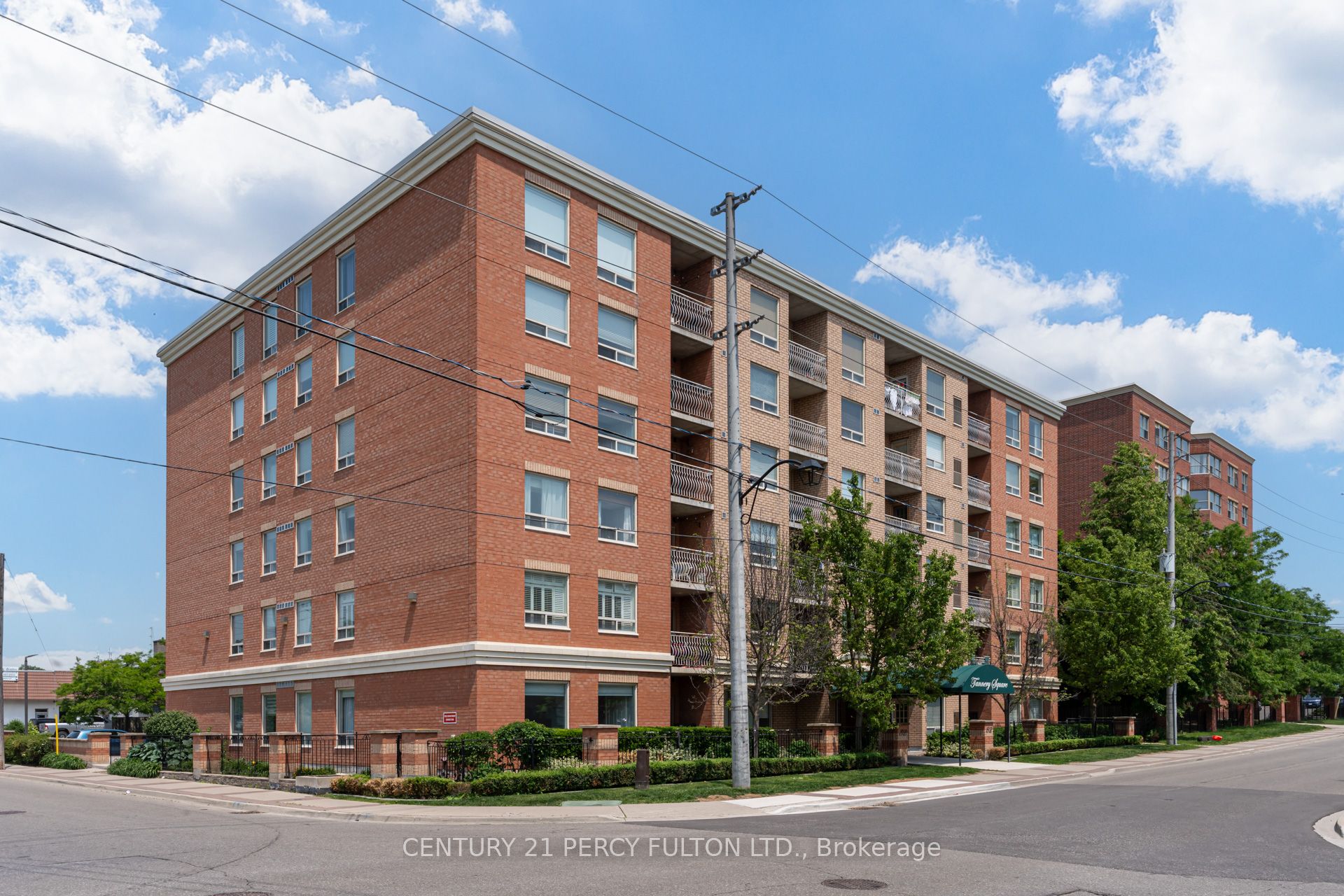 32 Tannery Street 602, Mississauga, ON L5M 6T6
