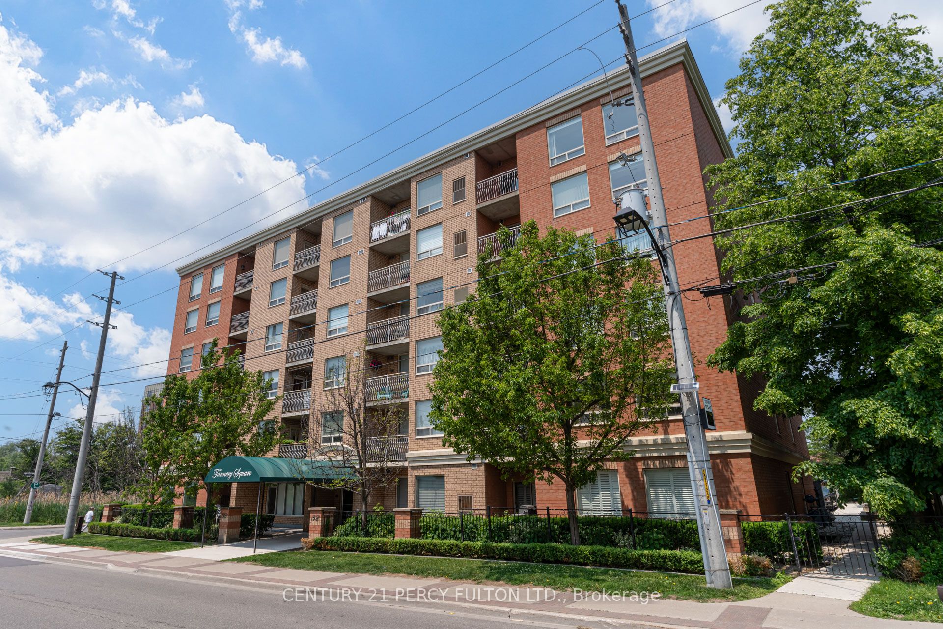32 Tannery Street 602, Mississauga, ON L5M 6T6 photo 2