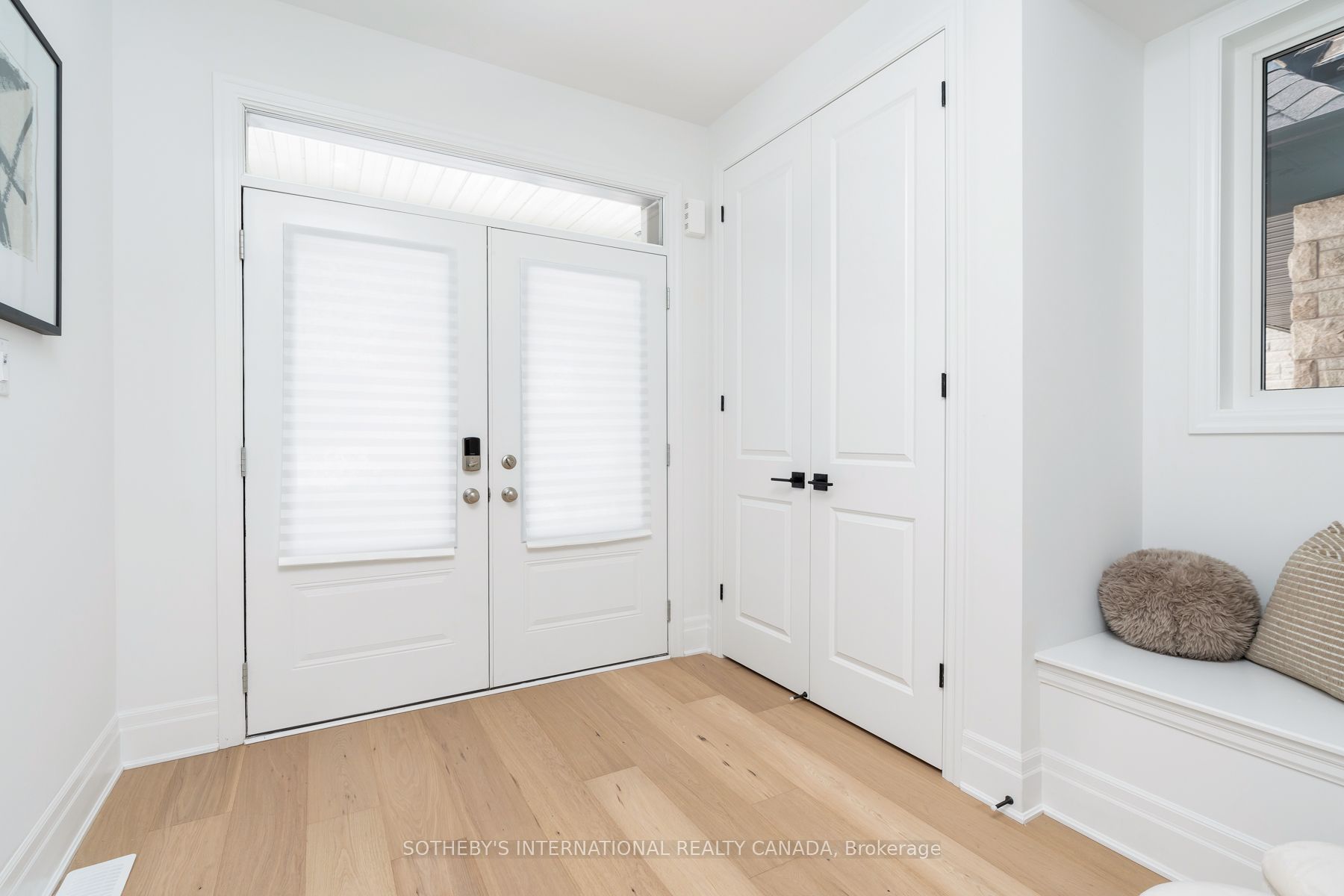 1556 Cookman Drive, Milton, ON L9E 2A7 photo 3