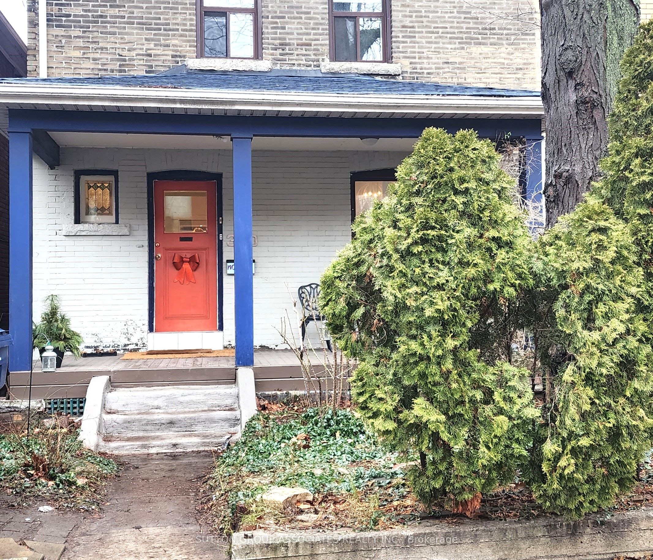 360 Sorauren Avenue BSMT, Toronto, ON M6R 2H1 photo 2
