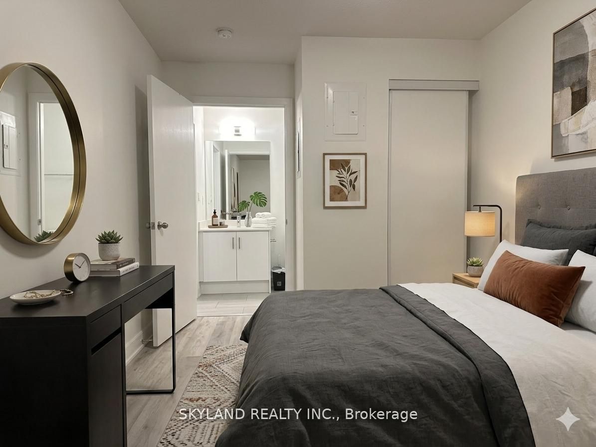 251 Manitoba Street 205, Toronto, ON M8Y 0C7 photo 5