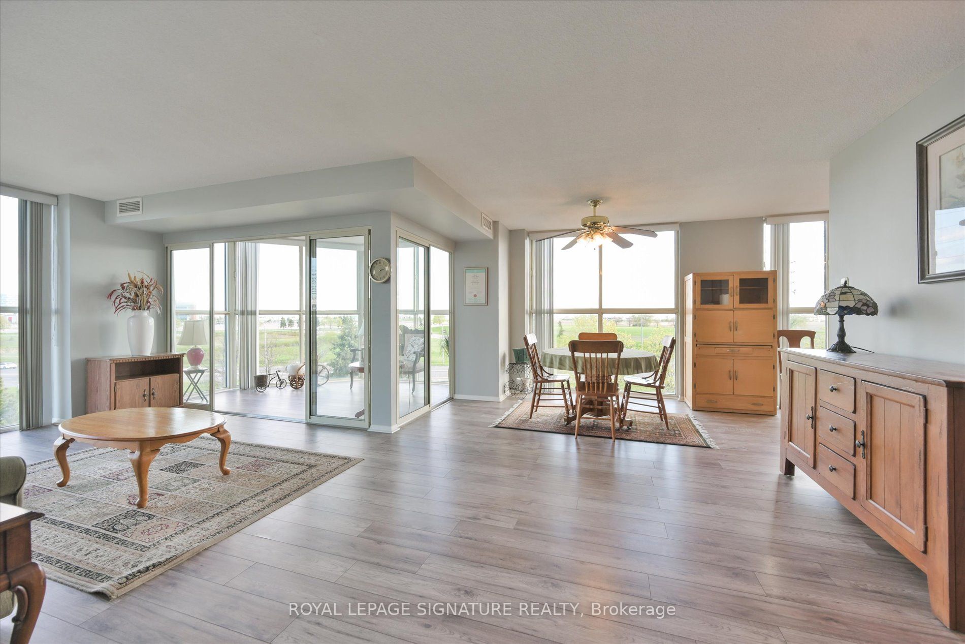 600 Rexdale Boulevard 403, Toronto, ON M9W 6T4 photo 5