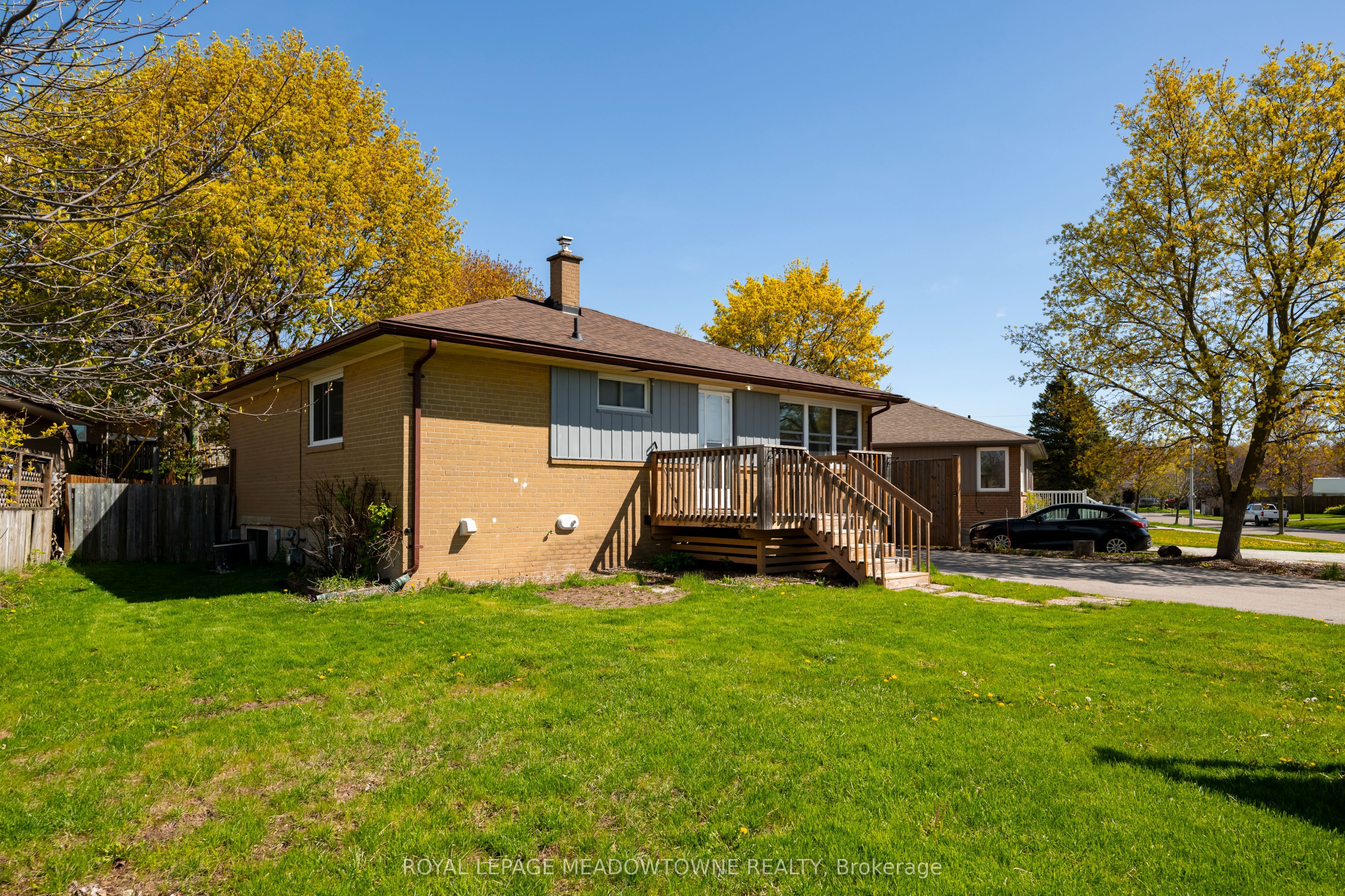 169 Longfield Road, Halton Hills, ON L7J 2K7 photo 4