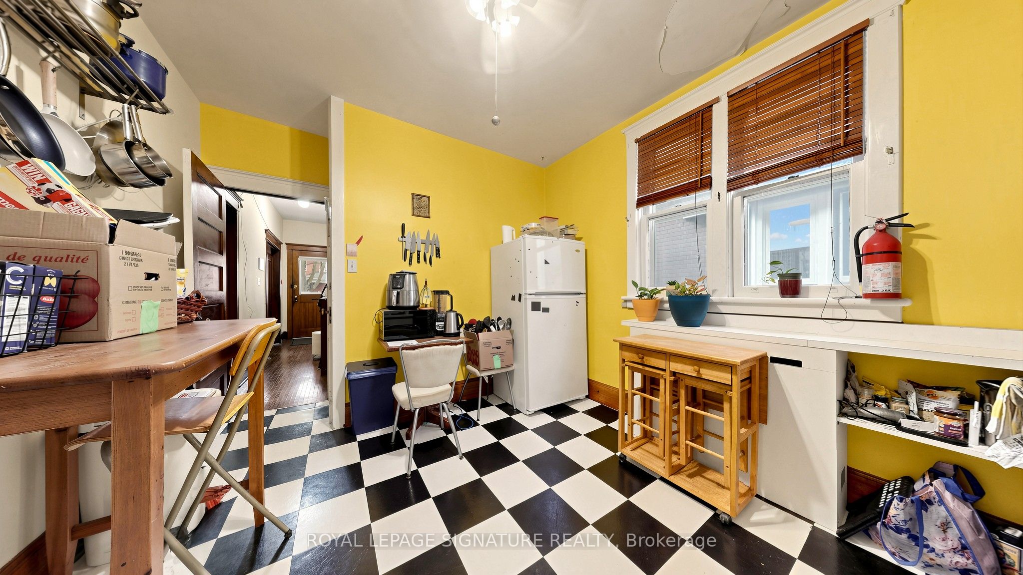 132 Marion Street, Toronto, ON M6R 1E7 photo 5