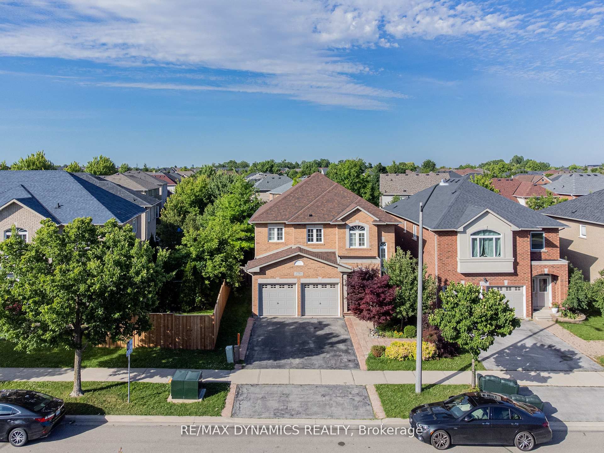 2381 GRAND OAK Trail, Oakville, ON L6M 4V4