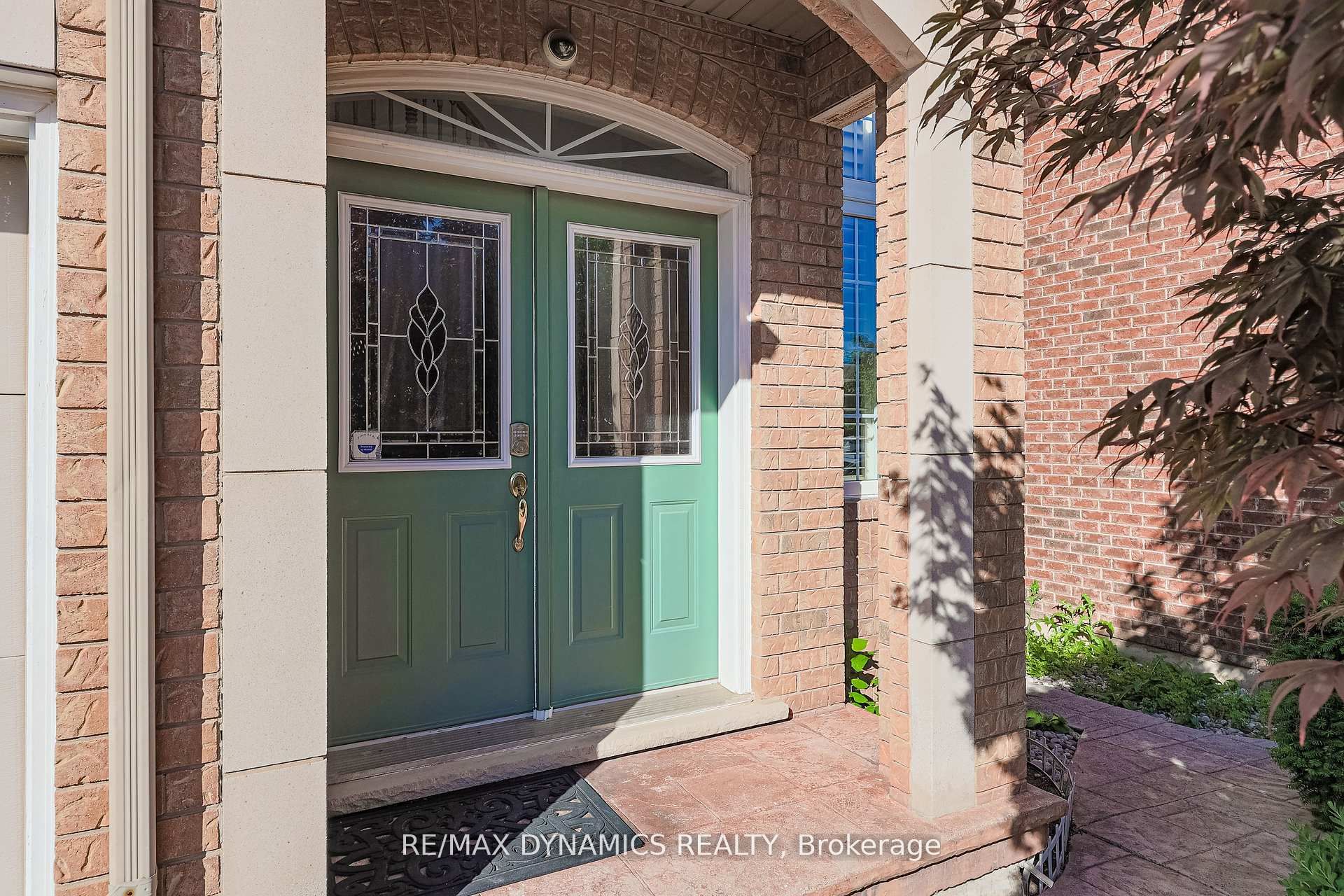 2381 GRAND OAK Trail, Oakville, ON L6M 4V4 photo 3