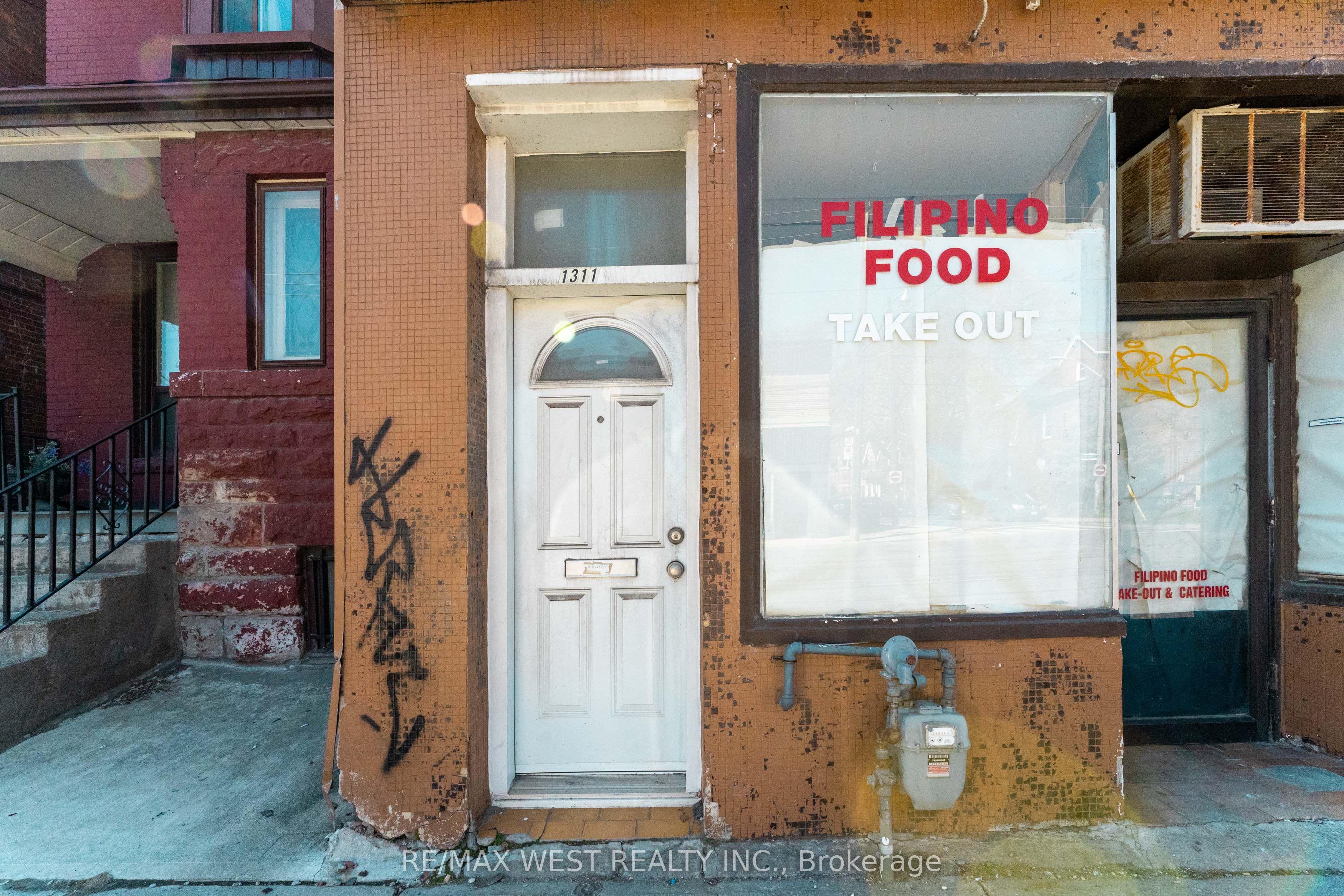 1311 King Street W, Toronto, ON M6K 1G9 photo 3