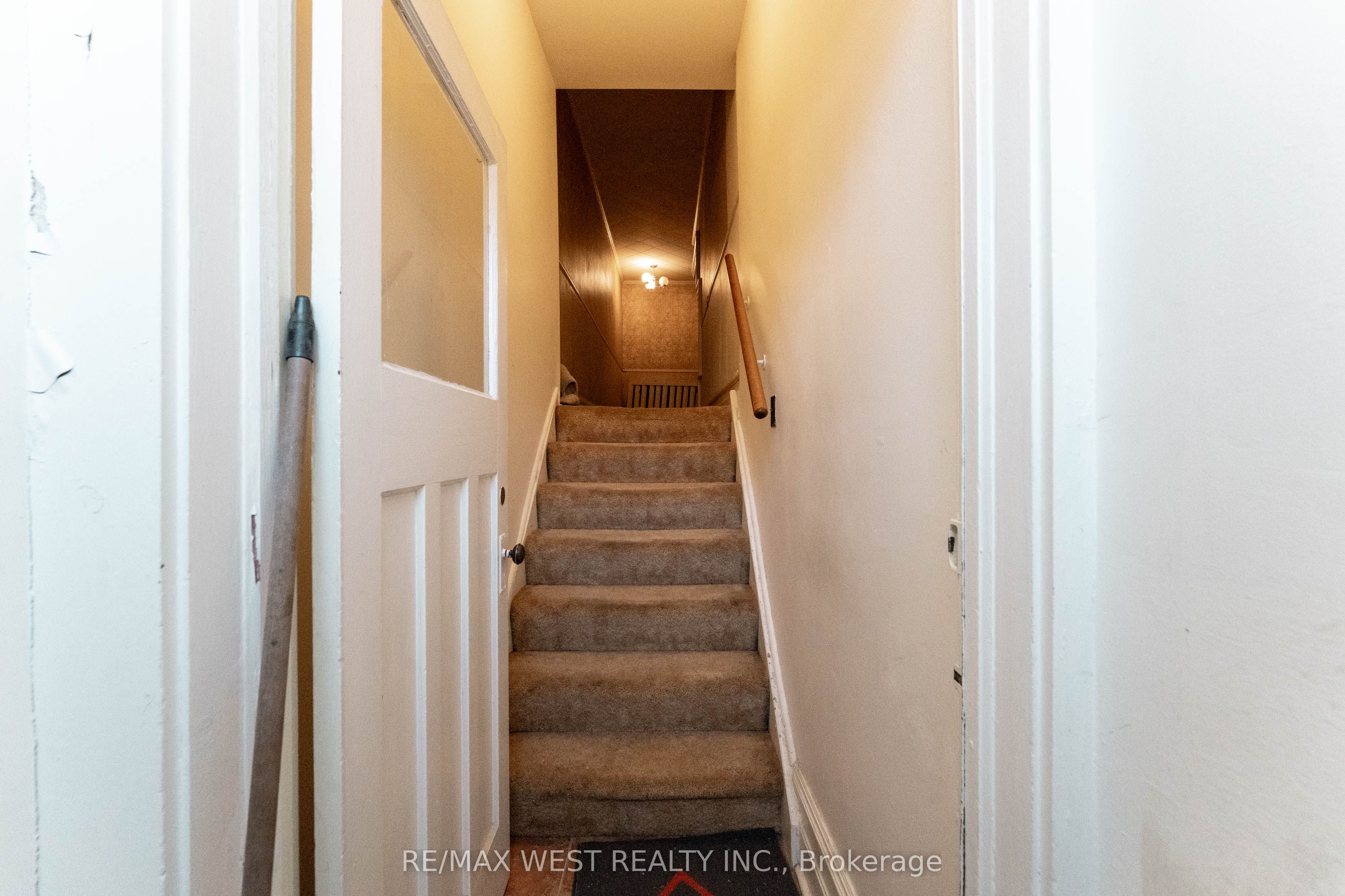 1311 King Street W, Toronto, ON M6K 1G9 photo 5