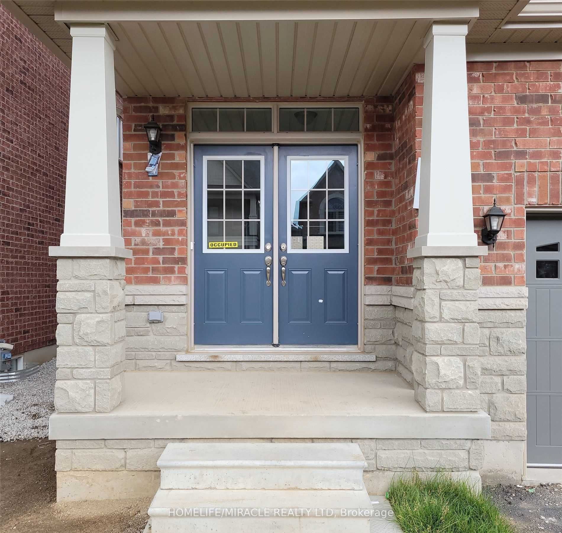 113 Finegan Circle, Brampton, ON L7A 4Z9 photo 4