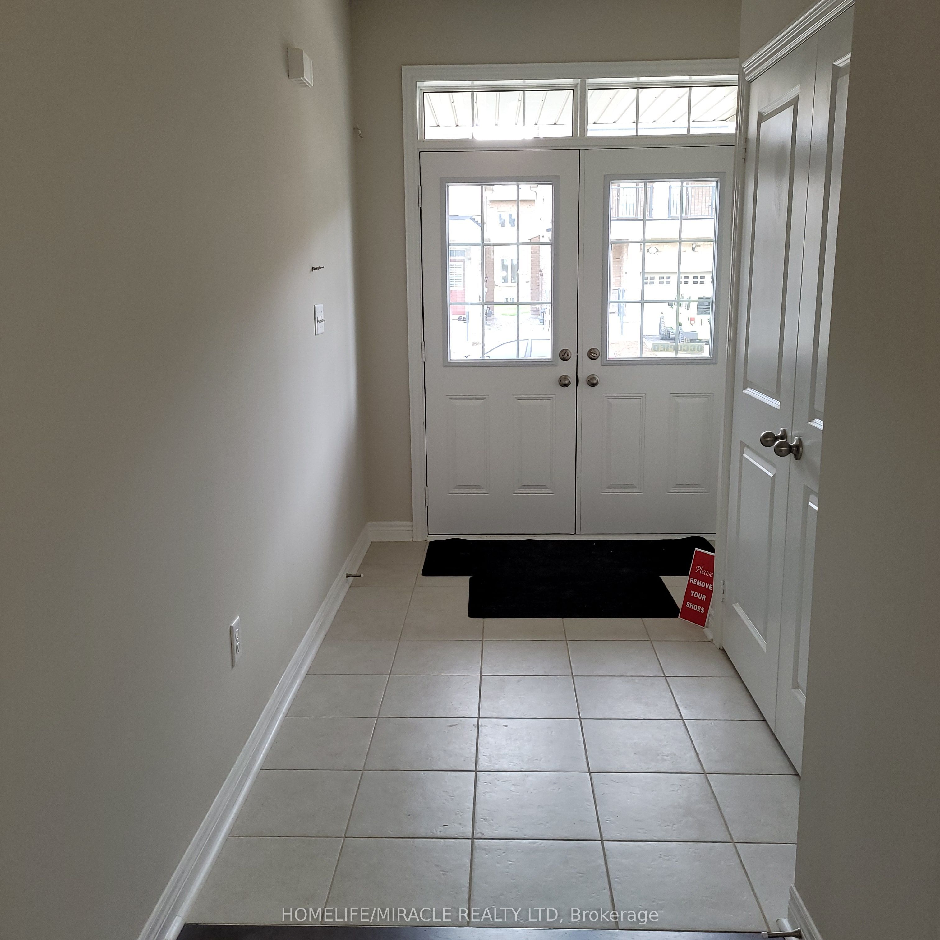 113 Finegan Circle, Brampton, ON L7A 4Z9 photo 5