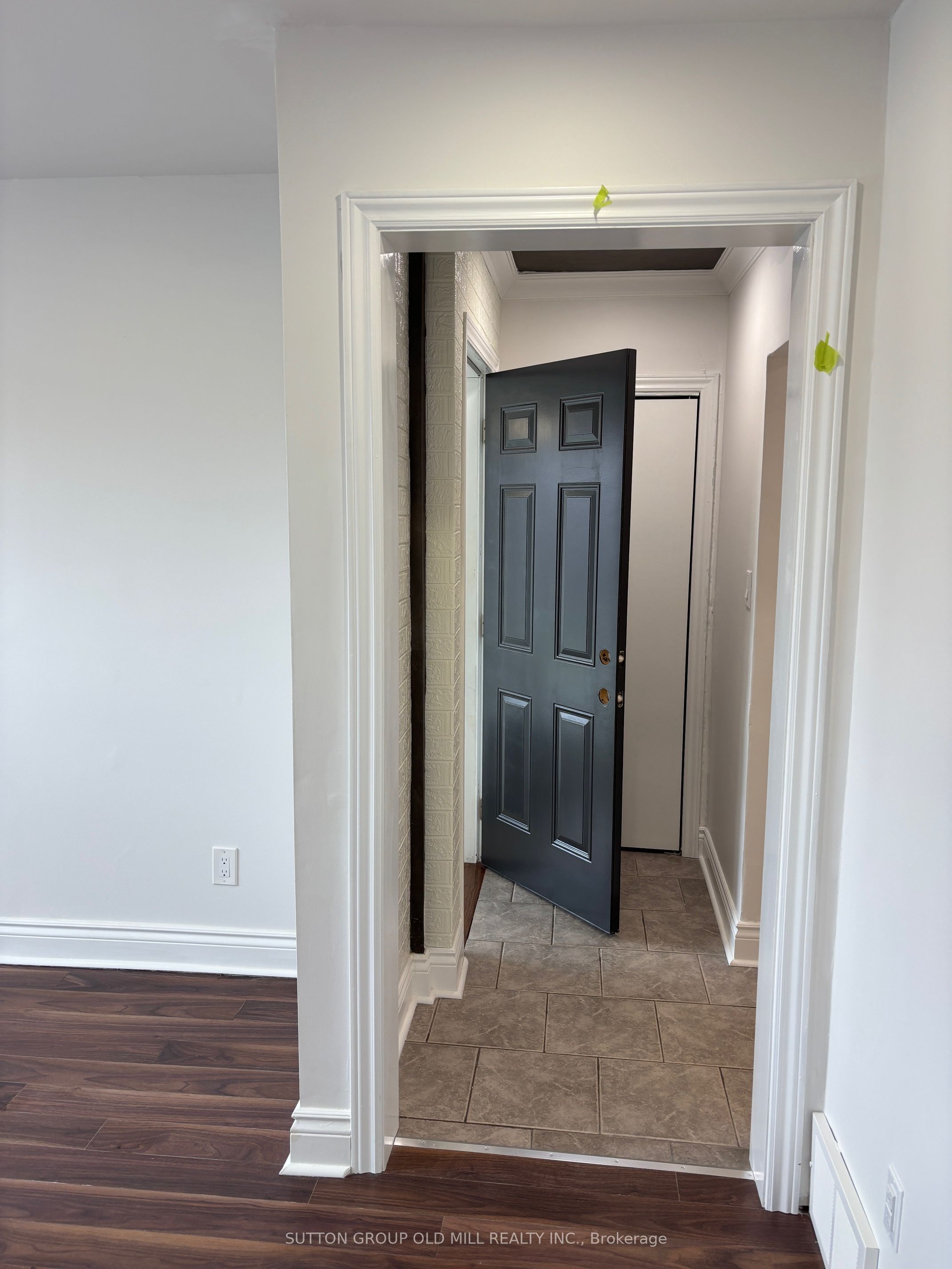 85A Evans Avenue UPPER, Toronto, ON M8Z 1H7 photo 4