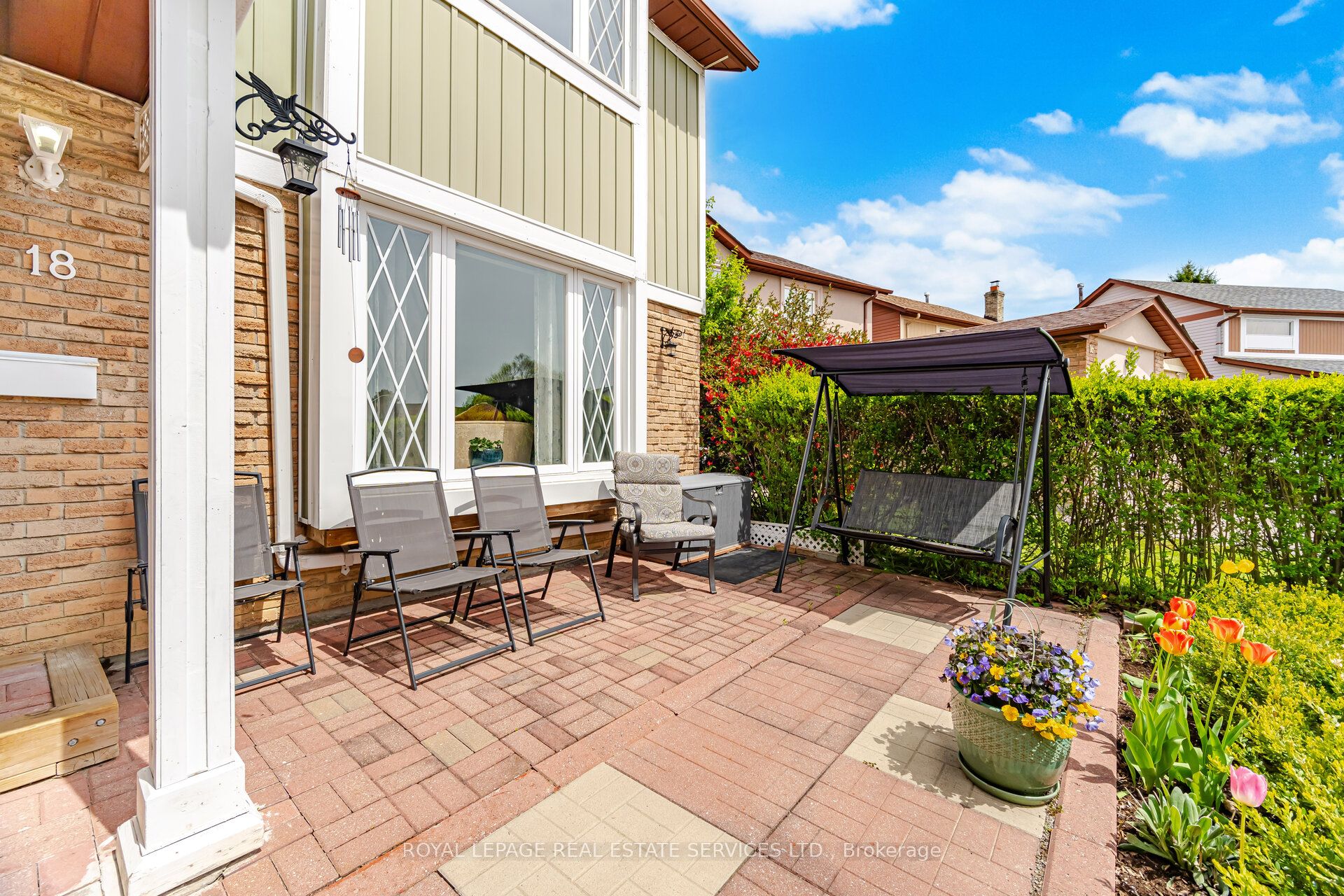 18 Wolverton Crescent, Brampton, ON L6S 3L1 photo 4