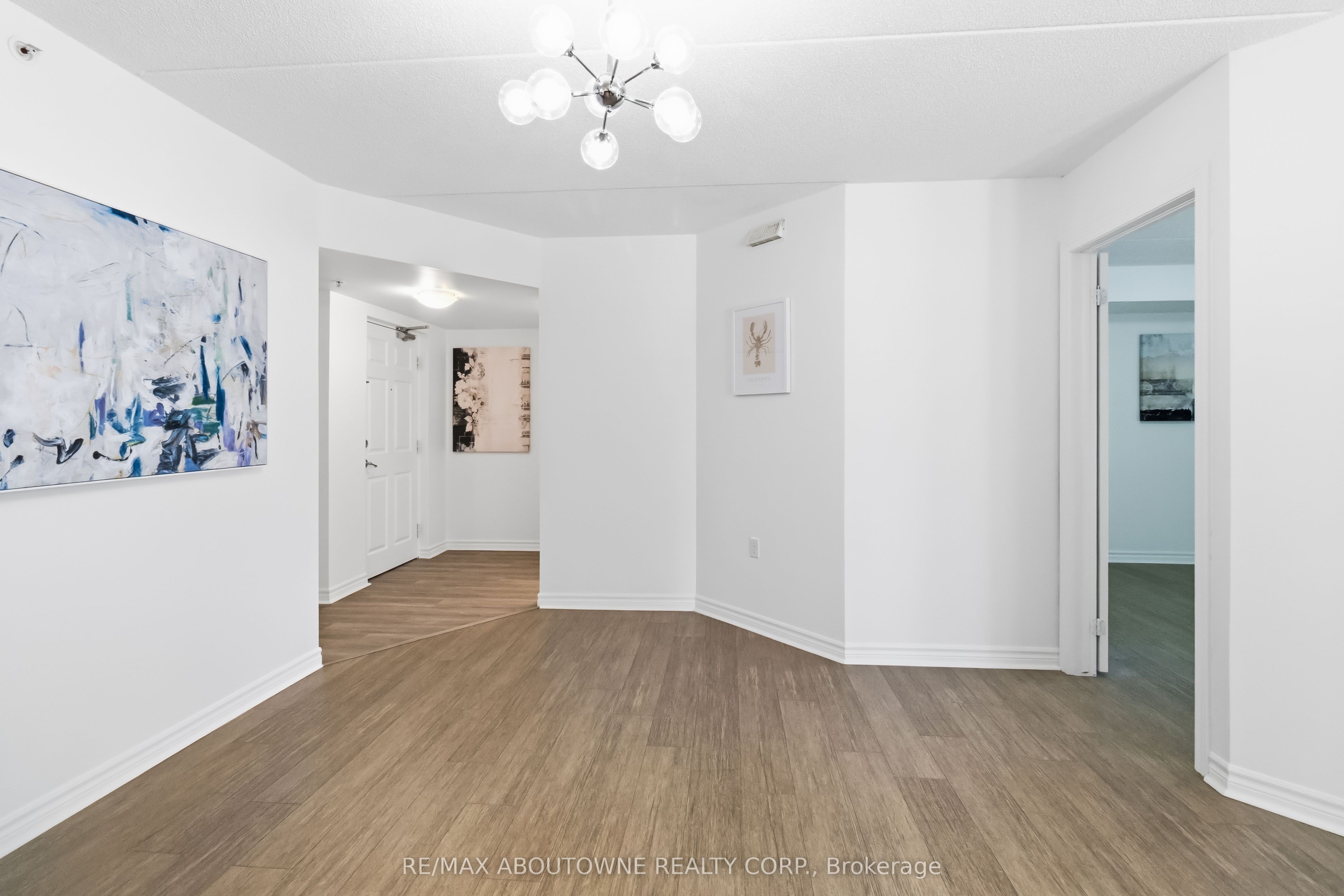 1340 Main Street E 113, Milton, ON L9T 7S6 photo 5