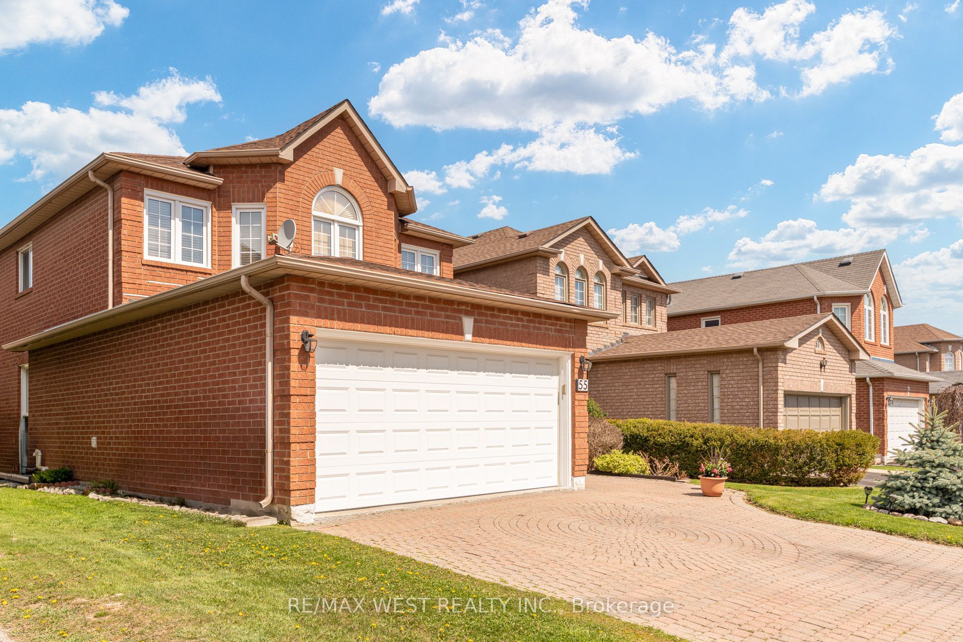 55 Pavin Crescent, Caledon, ON L7E 1W9 photo 2