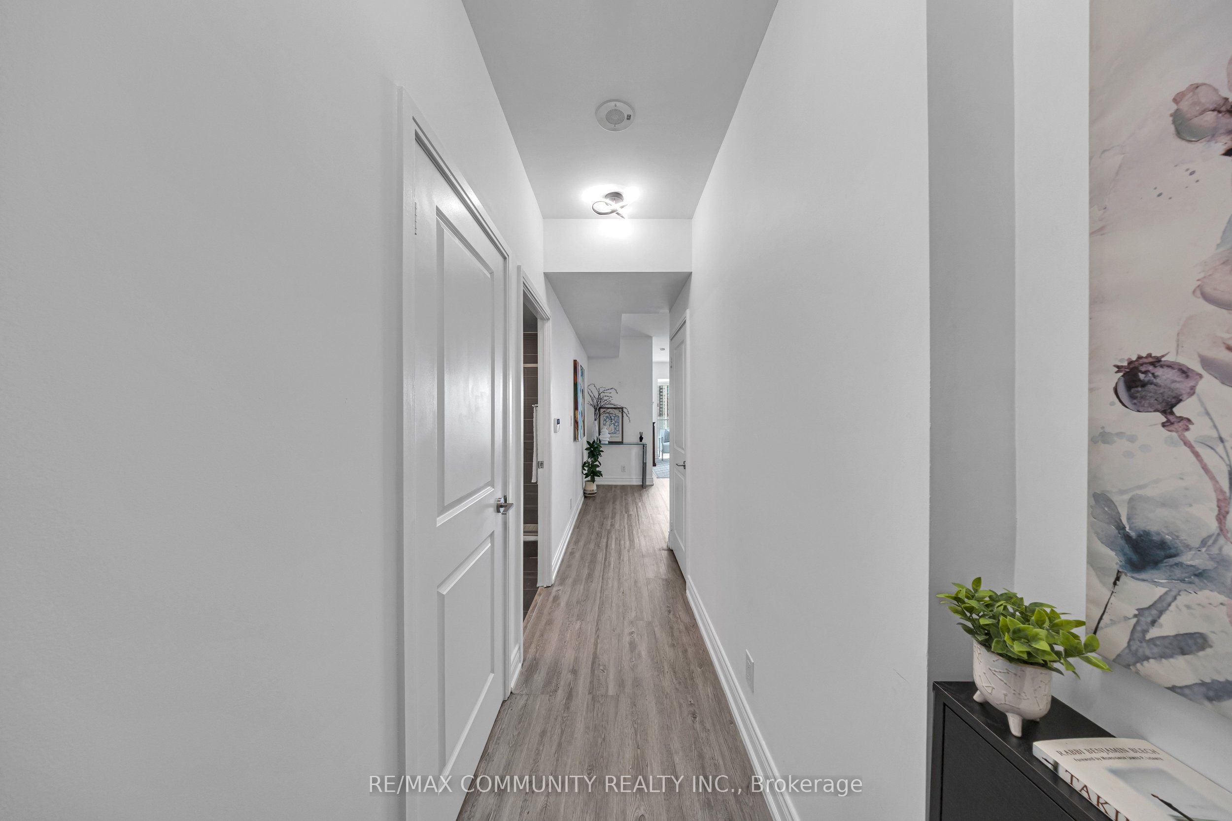 50 Absolute Avenue 1905, Mississauga, ON L4Z 0A8 photo 3