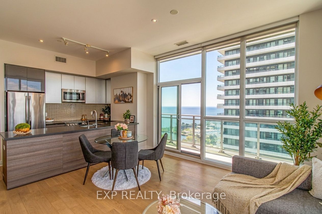 33 Shore Breeze Drive LPH3802, Toronto, ON M8V 0G1 photo 3