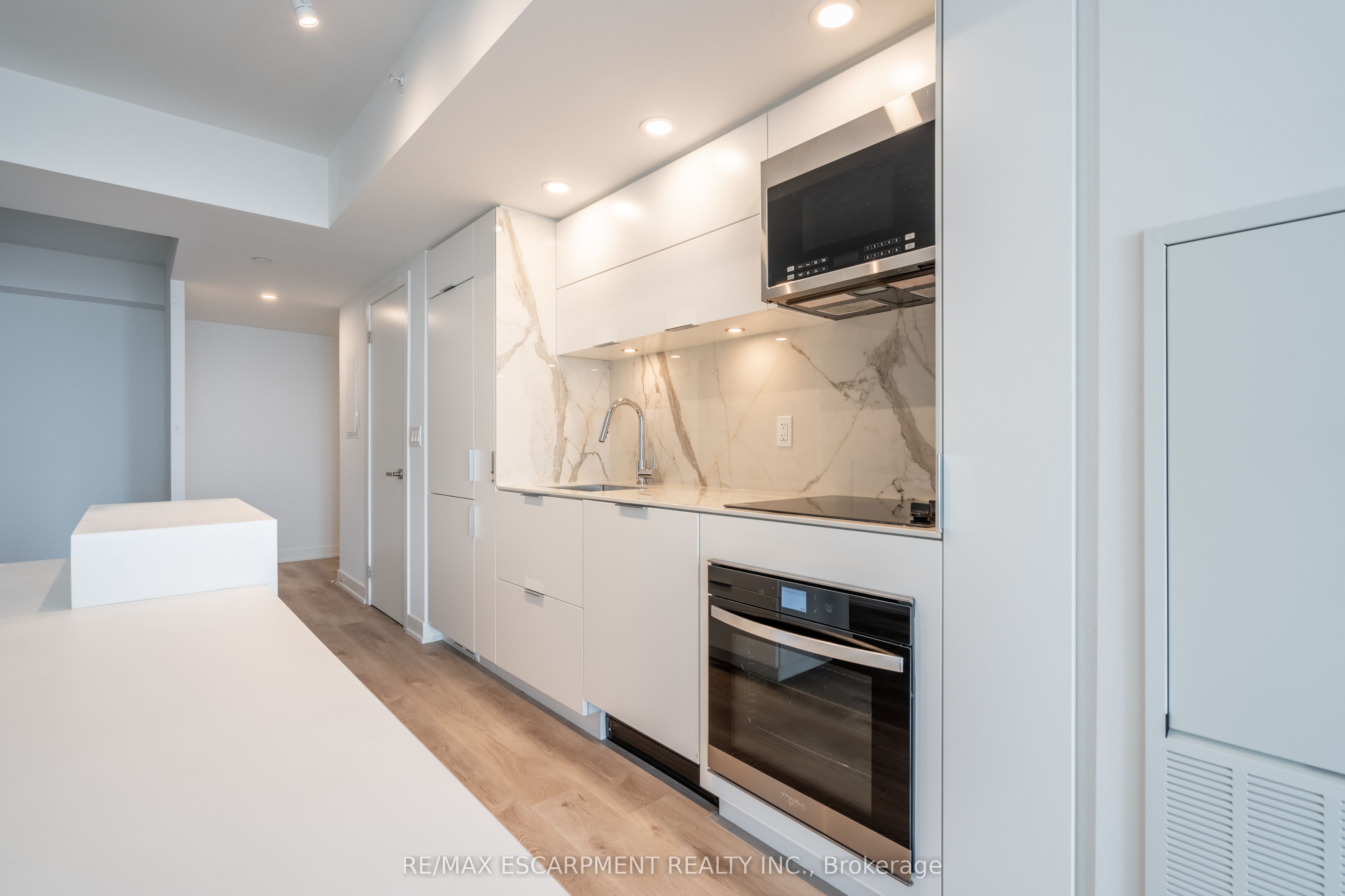 370 Martha Street 309, Burlington, ON L7R 0G9 photo 5