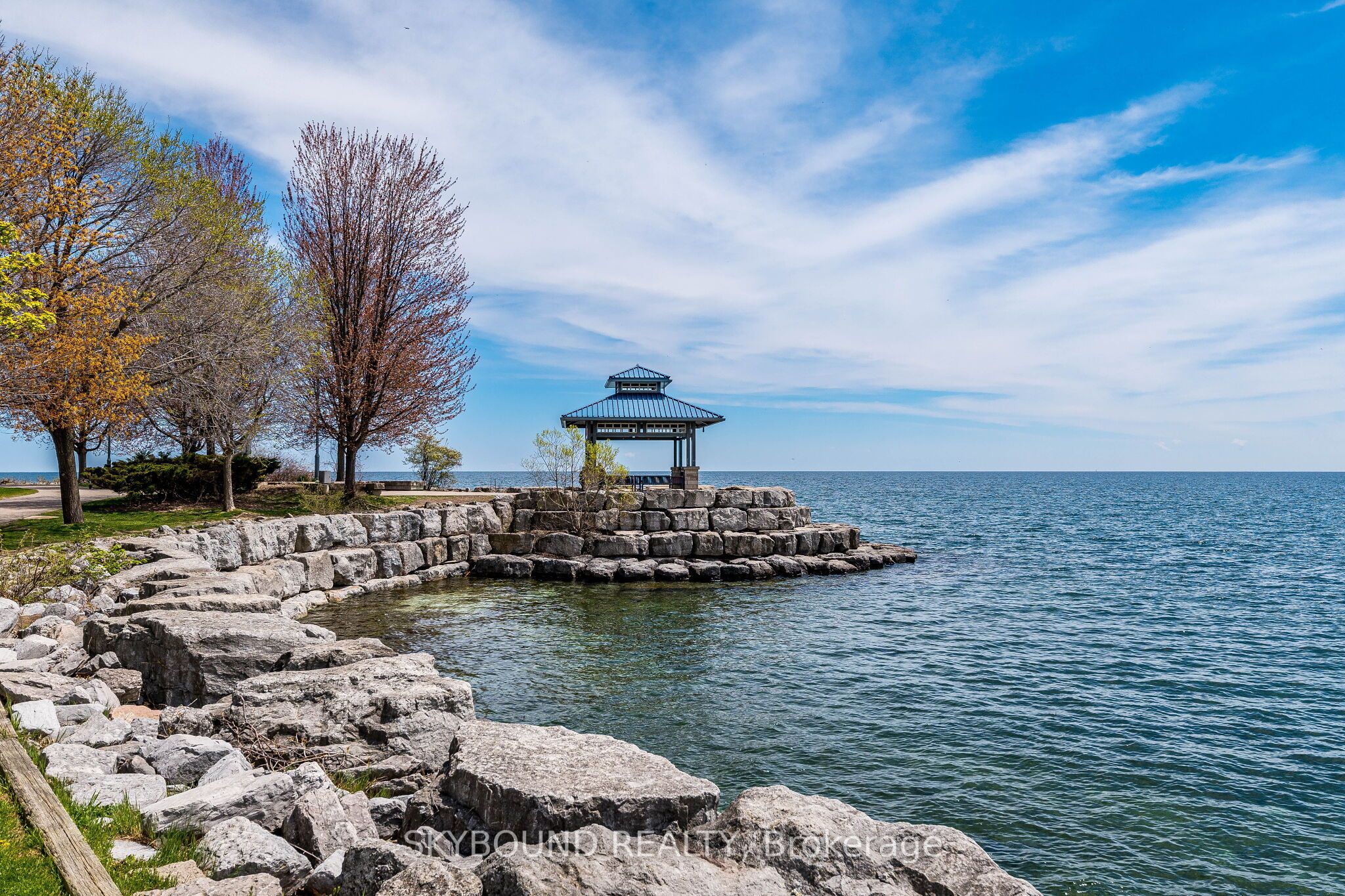 15 N Elizabeth Street N 305, Mississauga, ON L5G 2Z3 photo 2
