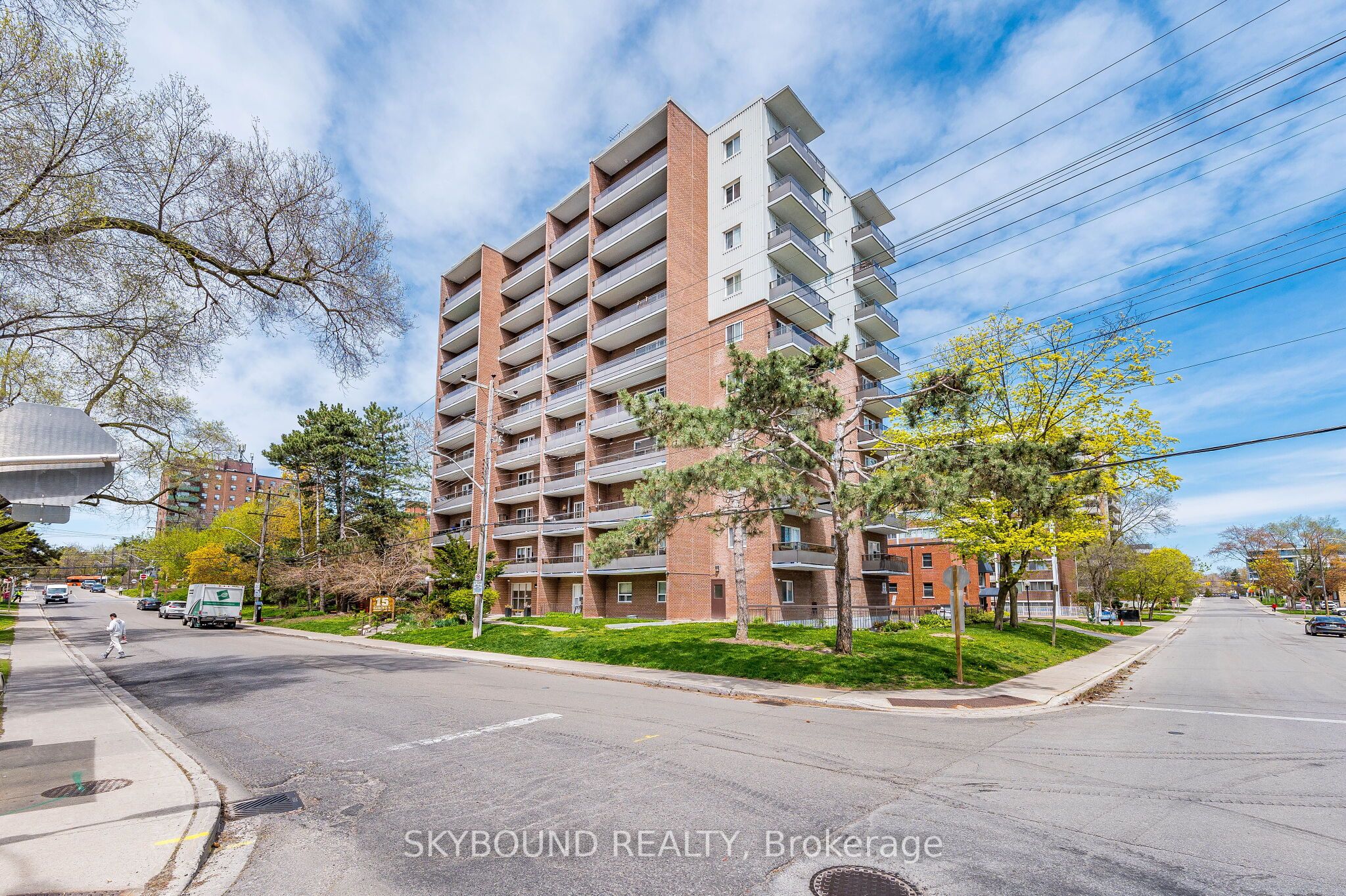 15 N Elizabeth Street N 305, Mississauga, ON L5G 2Z3 photo 5