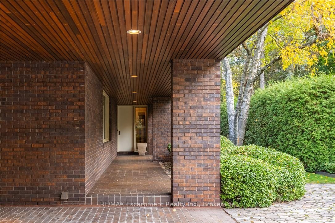 1168 Carey Road, Oakville, ON L6J 2E4 photo 5