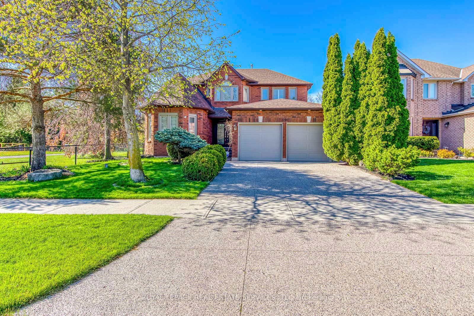 2200 Brays Lane, Oakville, ON L6M 3J7 photo 5
