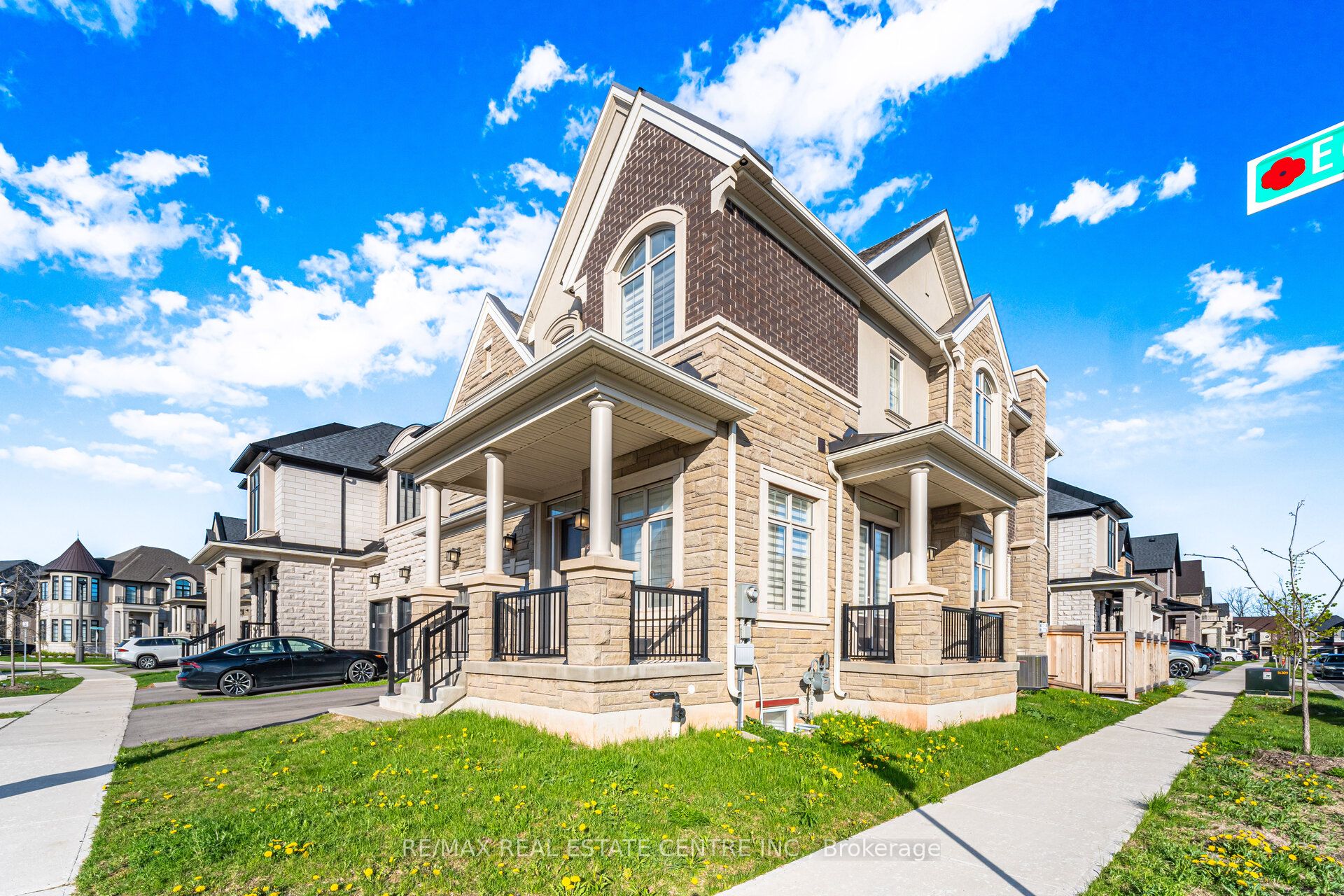 2380 Edward Leaver Trail Upper levels only, Oakville, ON L6M 5M7
