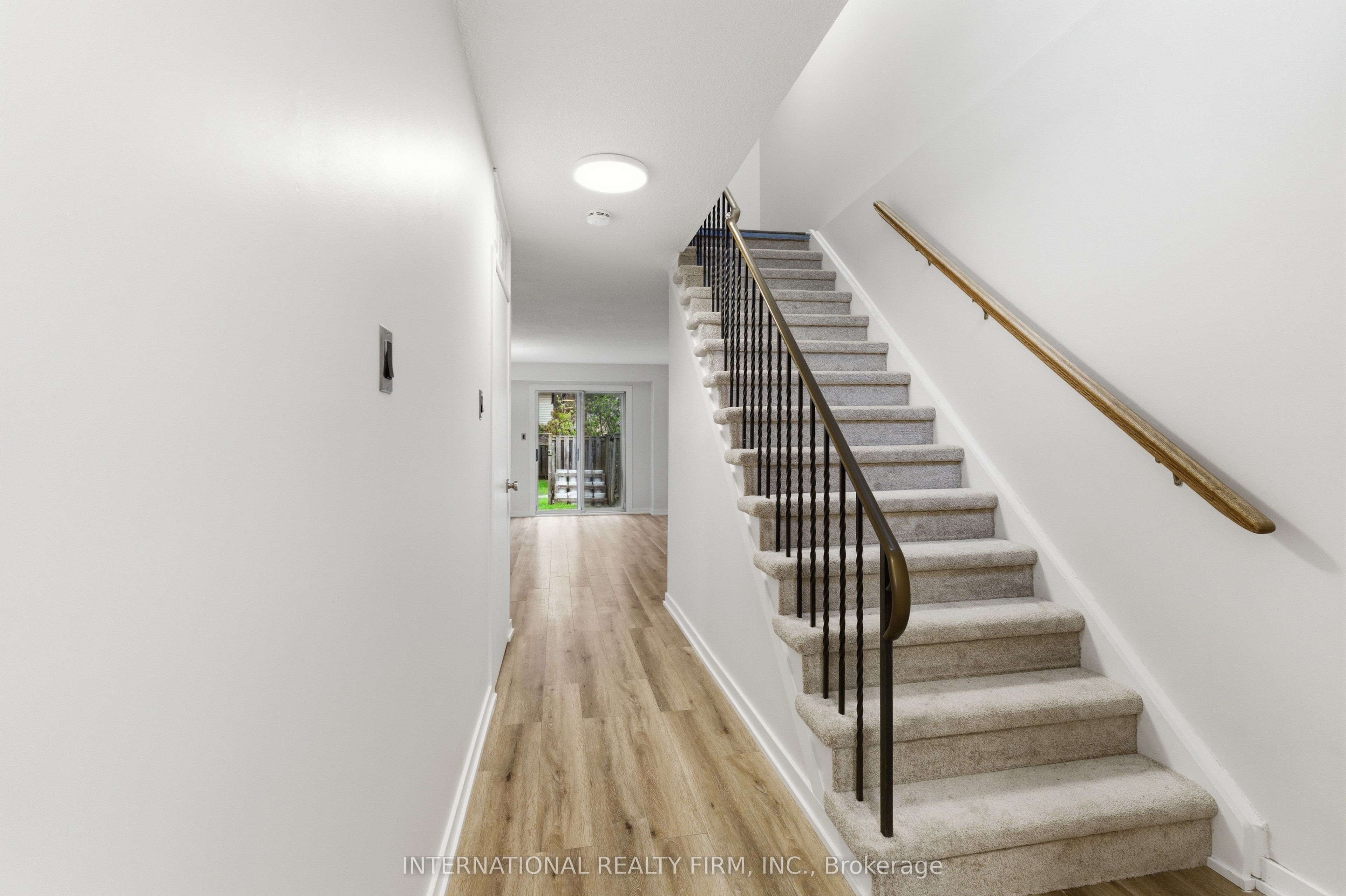 114 Foster Crescent, Brampton, ON L6V 3M8 photo 4