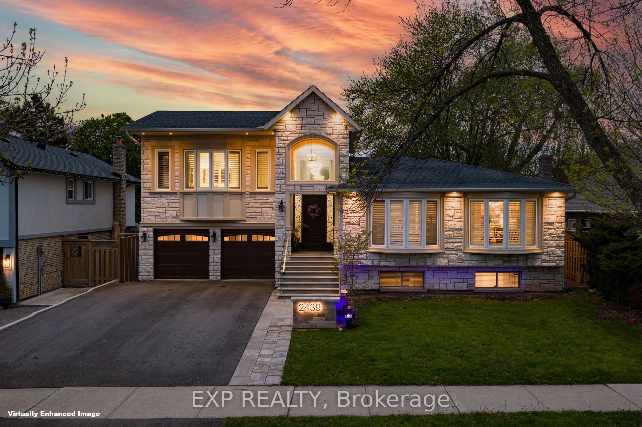 2439 Bridge Road, Oakville, ON L6L 2G9 photo 2