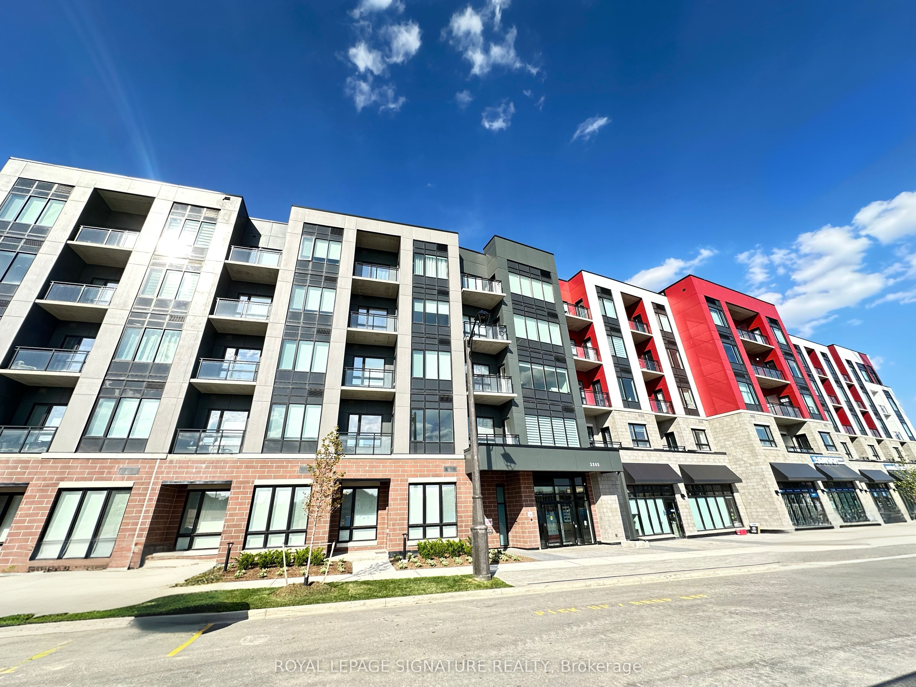3265 Carding Mill Trail 517, Oakville, ON L6M 5P7