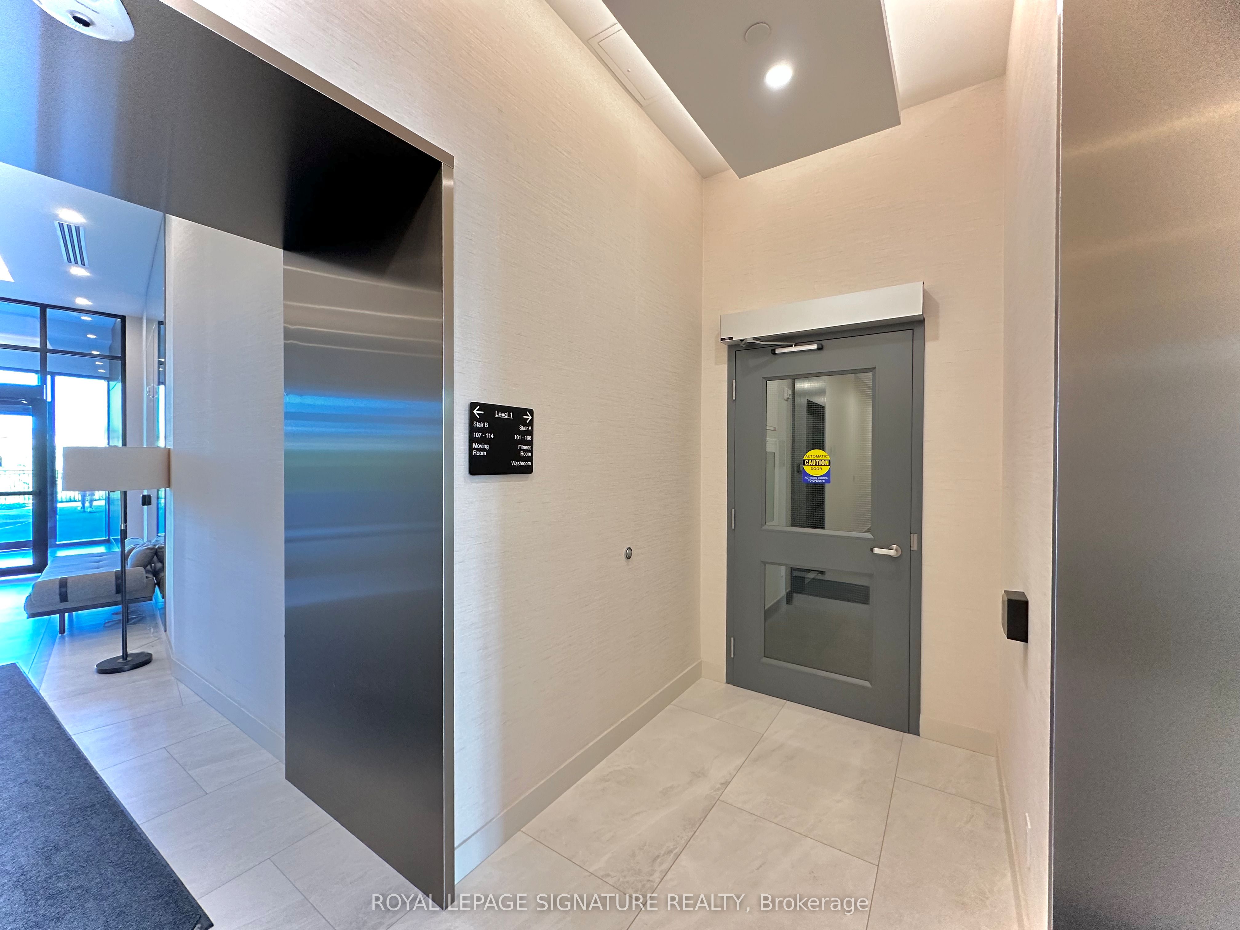 3265 Carding Mill Trail 517, Oakville, ON L6M 5P7 photo 4