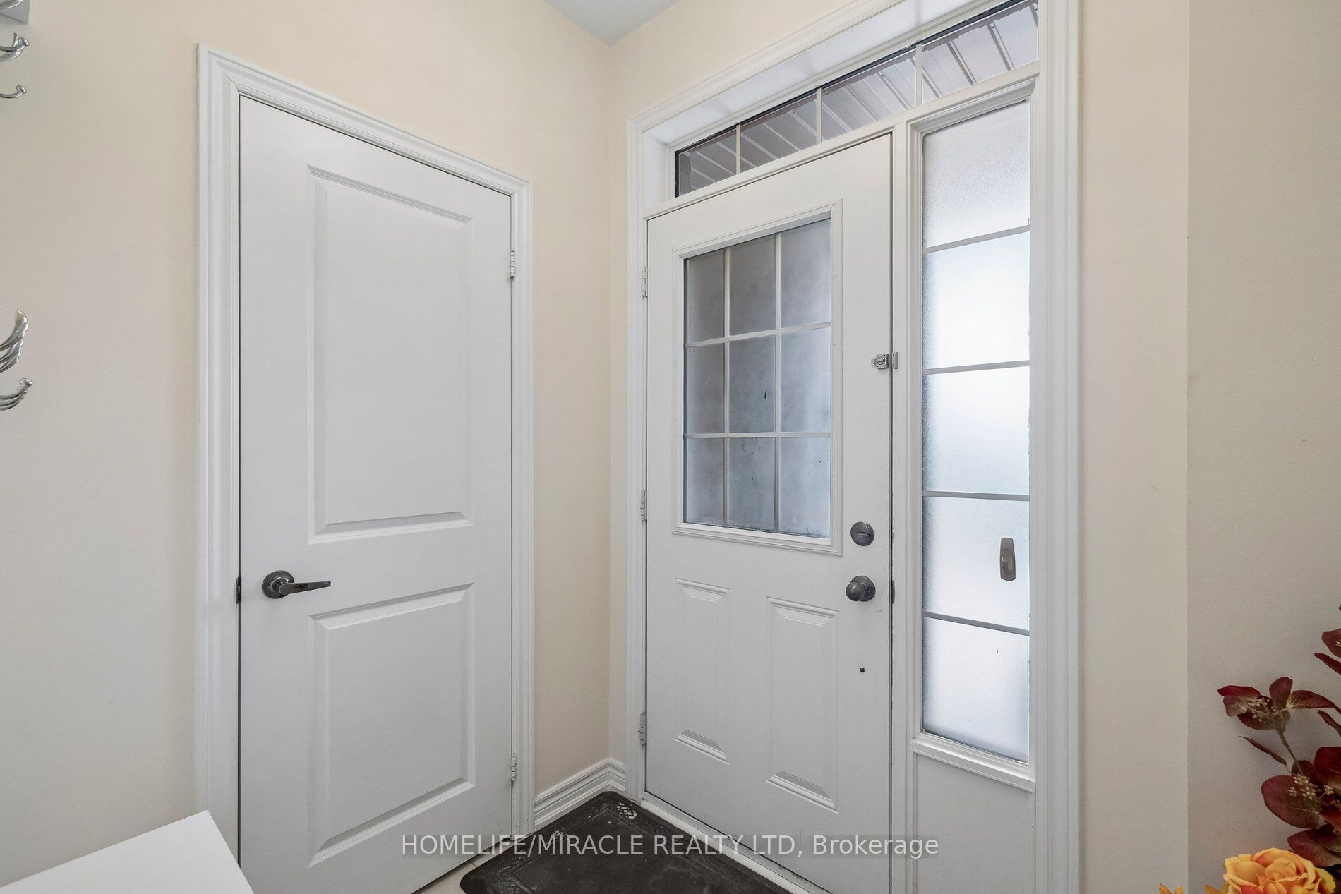 25 True Blue Crescent, Caledon, ON L7E 4K6 photo 5