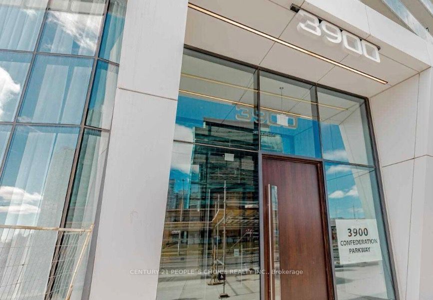 3900 Confederation Parkway 3906, Mississauga, ON L5B 0M3 photo 2