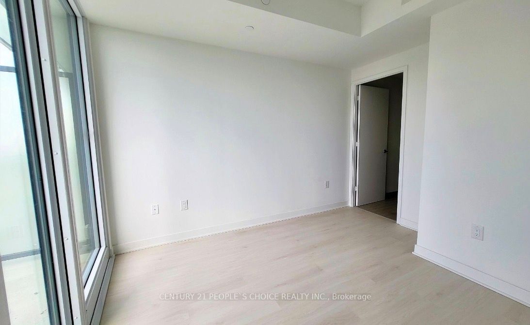 3900 Confederation Parkway 3906, Mississauga, ON L5B 0M3 photo 4