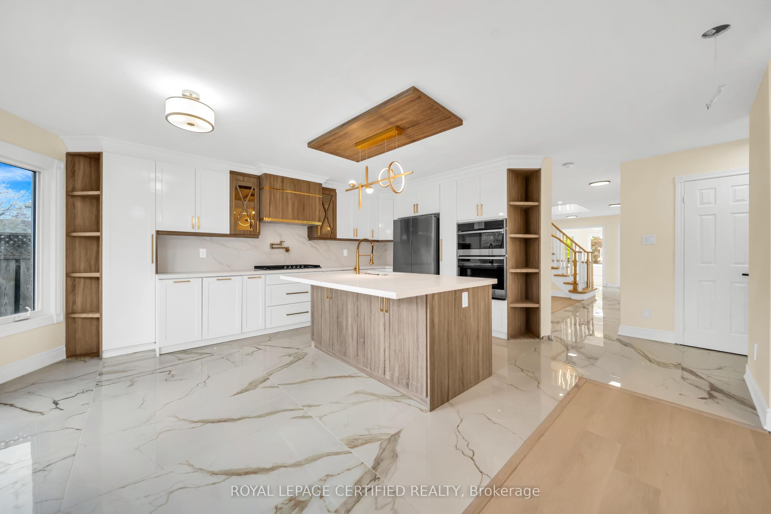 5016 Natkarni Crescent, Mississauga, ON L5V 1L2 photo 5