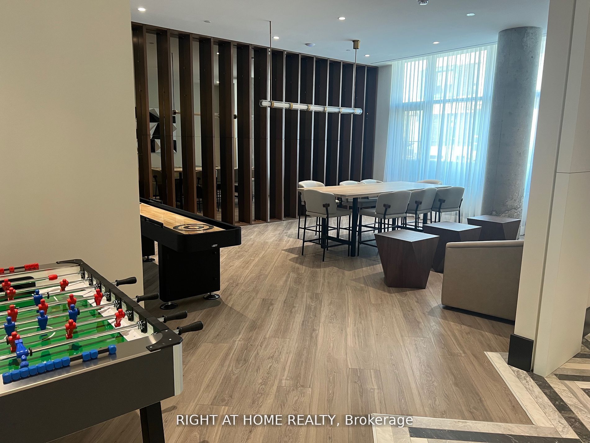 1808 St.Clair Avenue W 1004, Toronto, ON M6N 0C1 photo 3