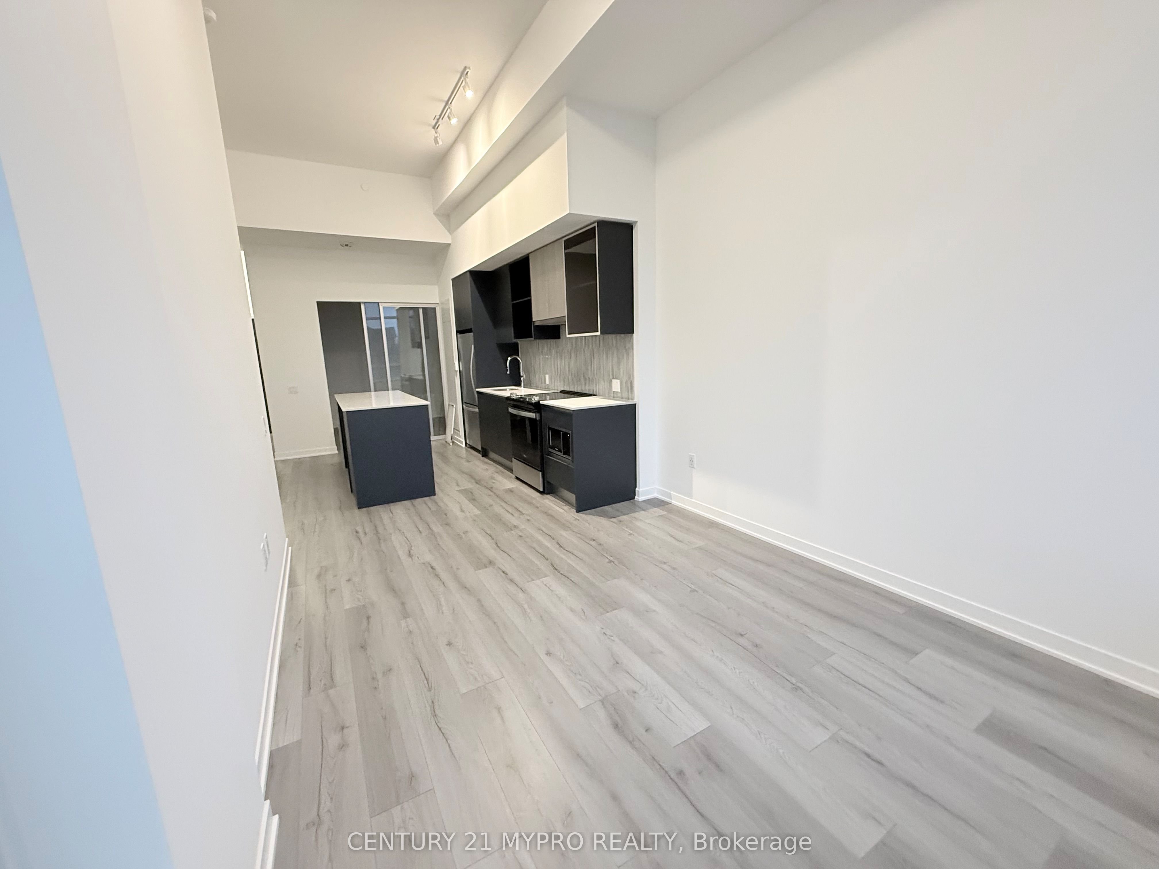 395 Dundas Street W 115, Oakville, ON L6M 5R8 photo 5