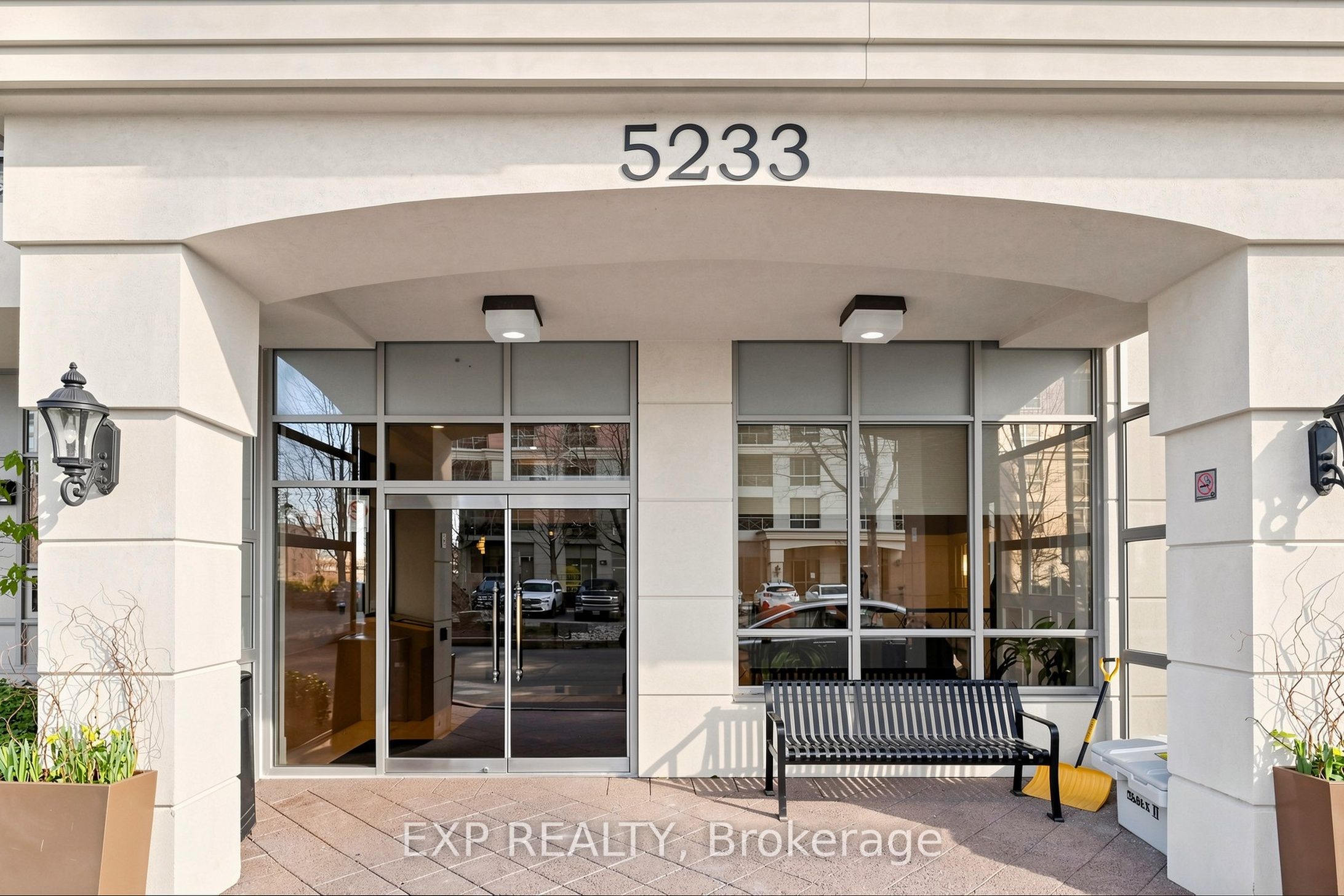 5233 Dundas Street W #1428, Toronto, ON M9B 6M1 photo 4