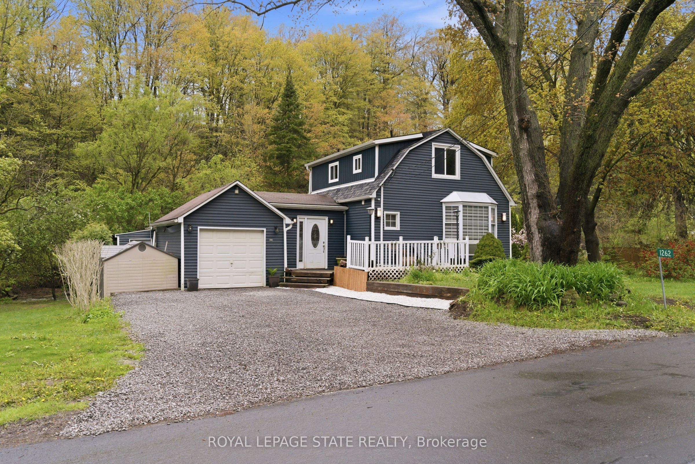 1262 Hidden Valley Road, Burlington, ON L7P 0T5