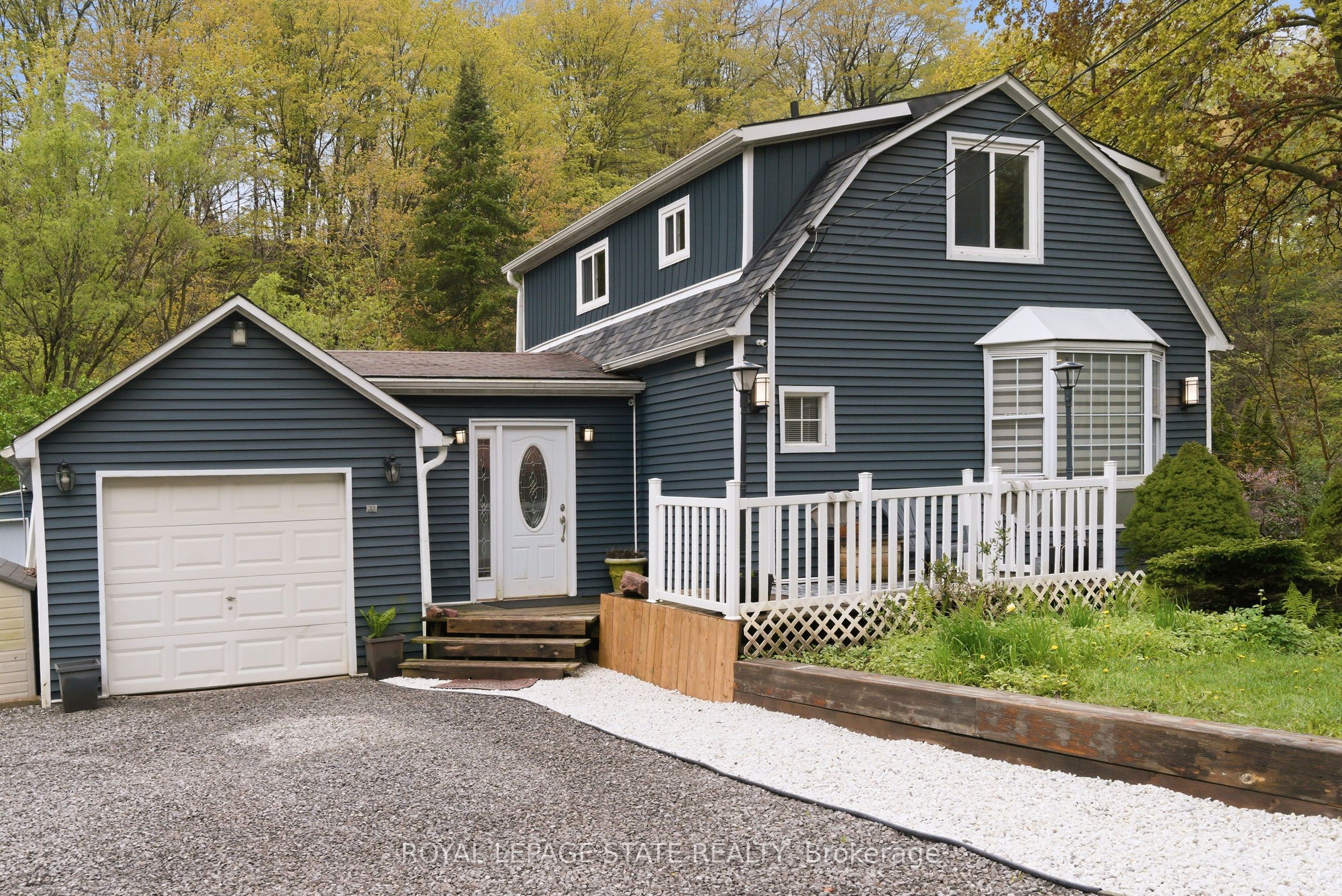1262 Hidden Valley Road, Burlington, ON L7P 0T5 photo 3