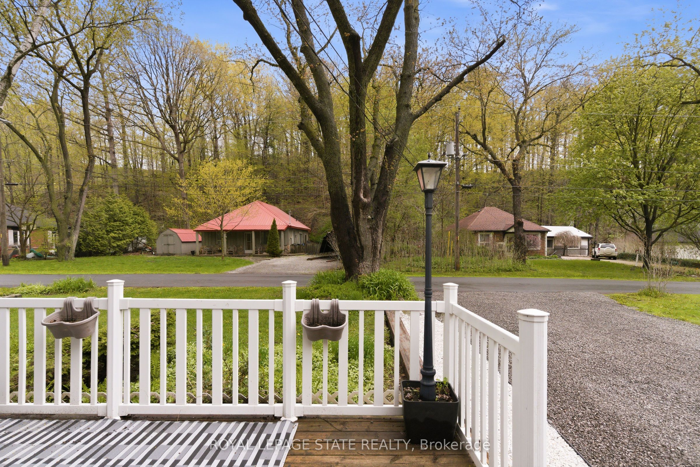 1262 Hidden Valley Road, Burlington, ON L7P 0T5 photo 4