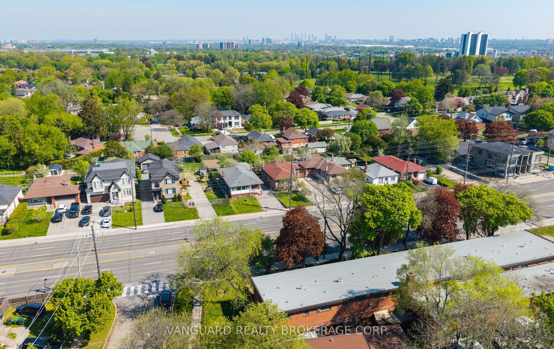 182 Dixon Road, Toronto, ON M9P 2L8 photo 3